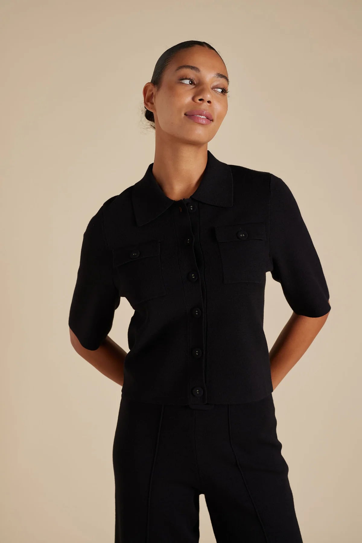 Black Chelsea Crepe Knit Jacket for Women - Stylish & Comfortable Outerwear for Fall & Winter Fashion
