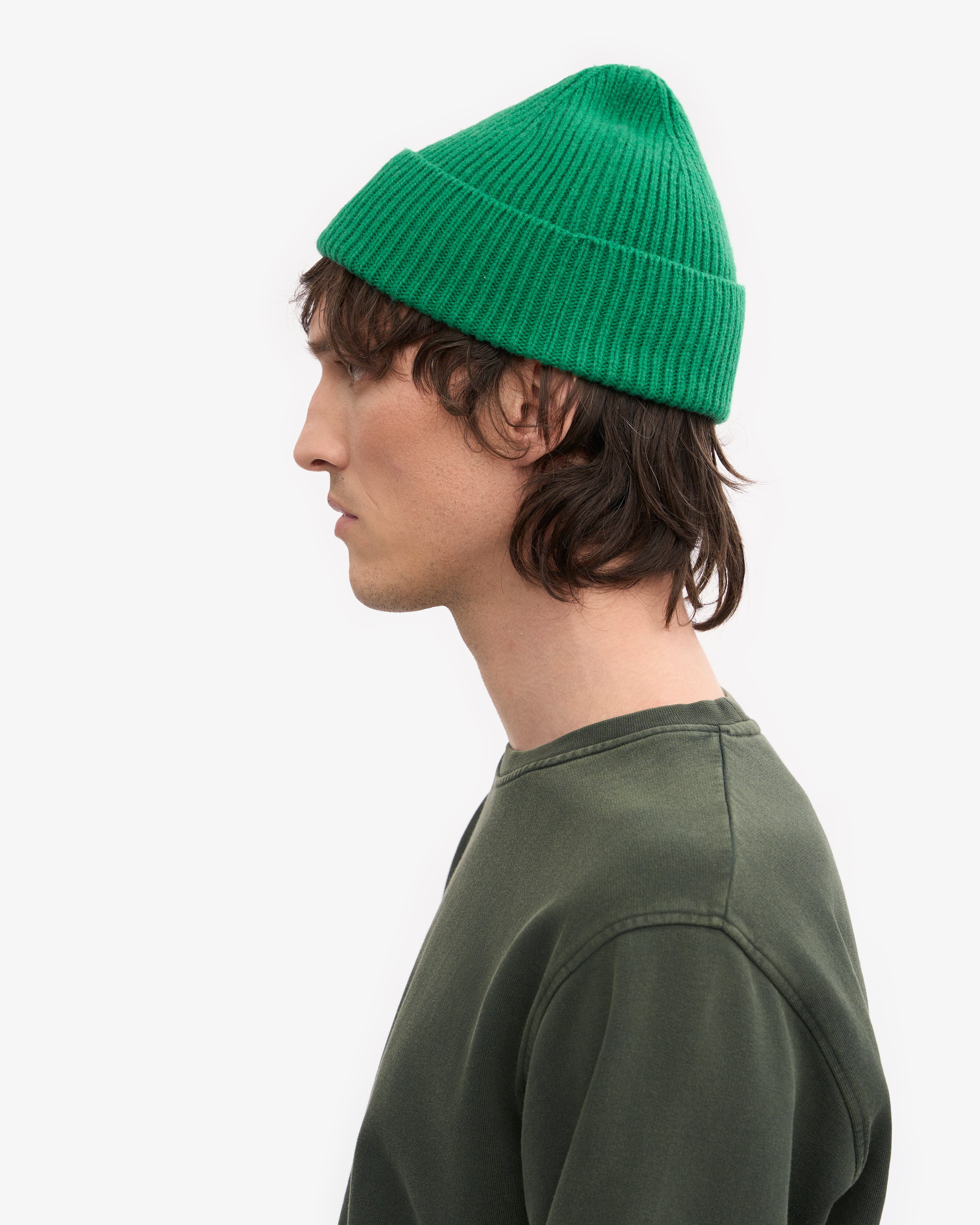Premium Merino Wool Beanie - Soft & Warm Kelly Green Winter Hat for Men & Women - Perfect for Skiing, Hiking & Outdoor Activities