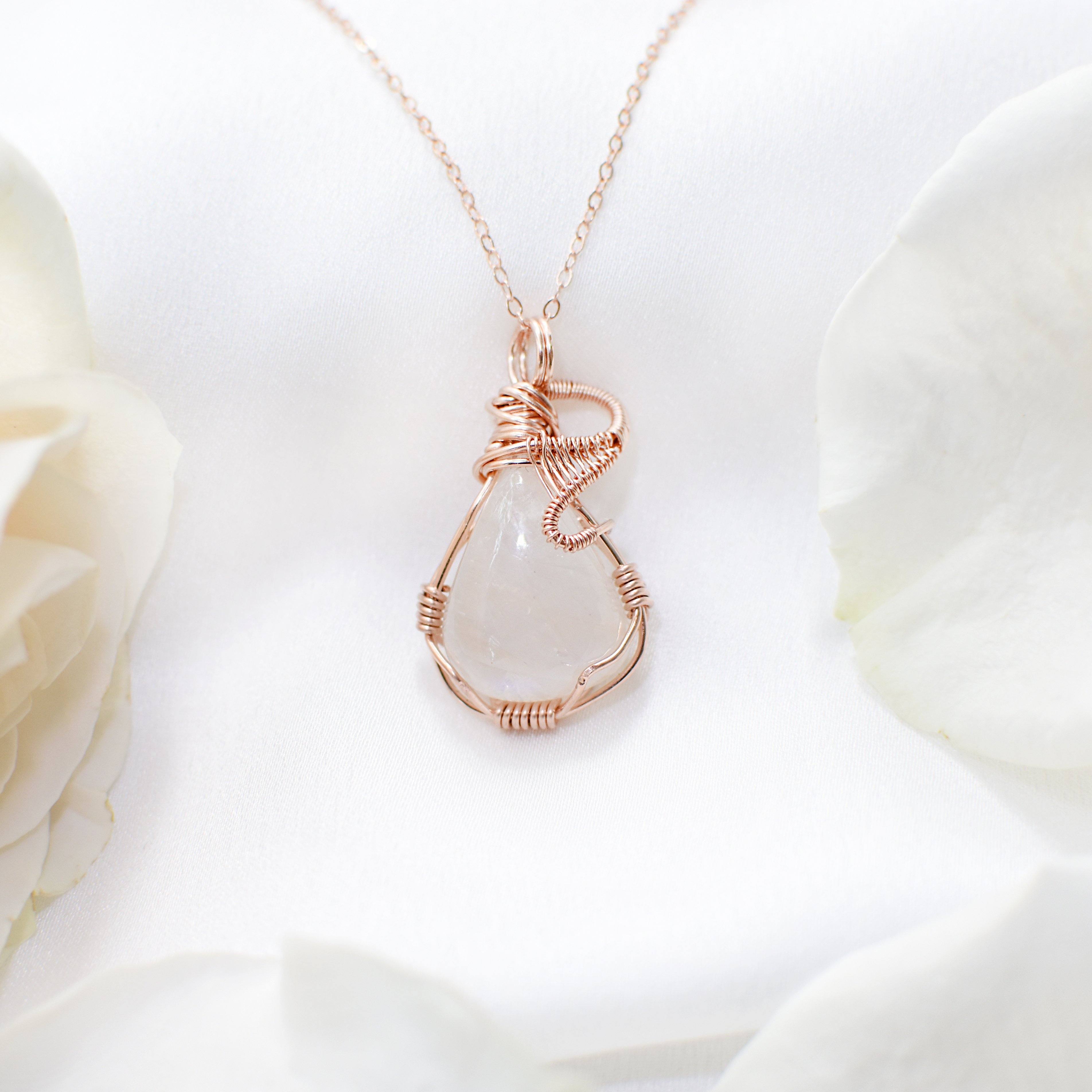 Rose Gold Rainbow Moonstone Necklace for Women - Elegant Dainty Pendant Jewelry Gift for Birthday, Anniversary & Valentine's Day - Perfect for Everyday Wear & Special Occasions
