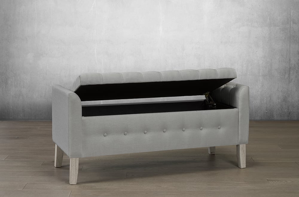 Handcrafted Canadian Ruby Customizable Bench - Perfect for Home, Garden & Outdoor Decor
