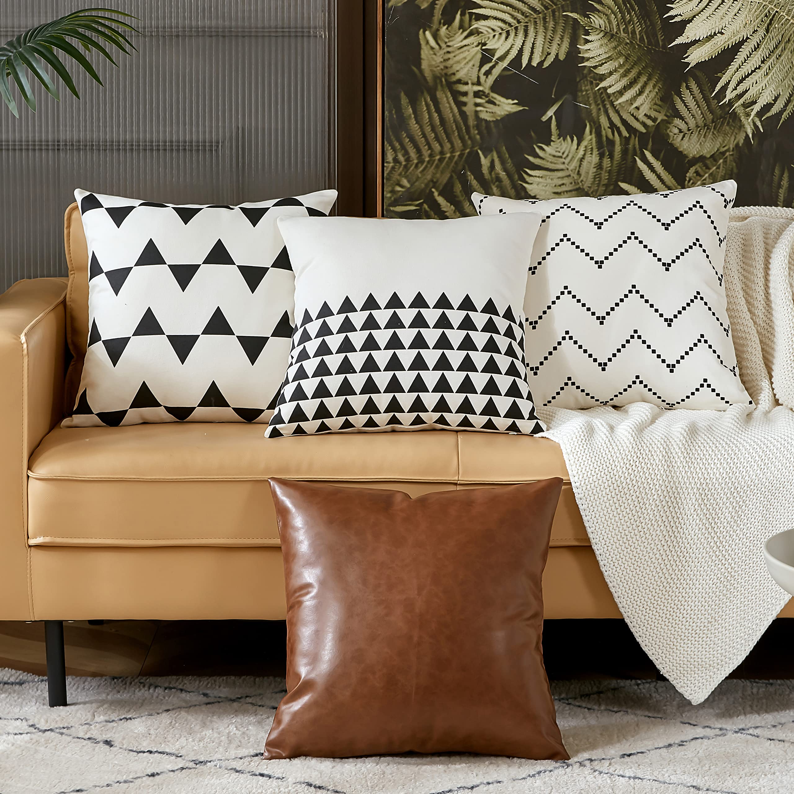 Uhomy 2 Pack 100% Cotton Decorative Throw Pillow Covers - Modern Boho Geometric Cushion Cases for Sofa, Bed, Living Room & Car - Farmhouse Style Solid Workmanship - White & Black 18x18 Inches (45x45 cm) - Perfect for Home Decor, Cozy Reading Nooks & Interior Design Accents