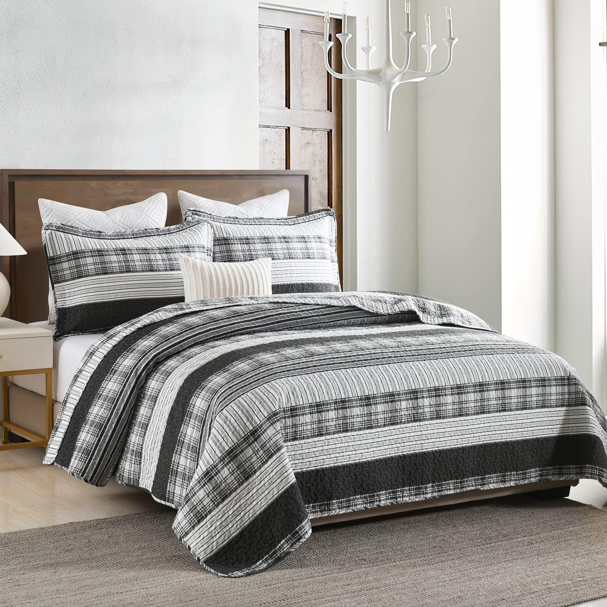 Homzard King Size Quilt - Black & White Striped Cotton Comforter Set | Grey Farmhouse Bedding | Lightweight All-Season Duvet Cover for Master Bedroom, Guest Room & Cozy Home Decor
