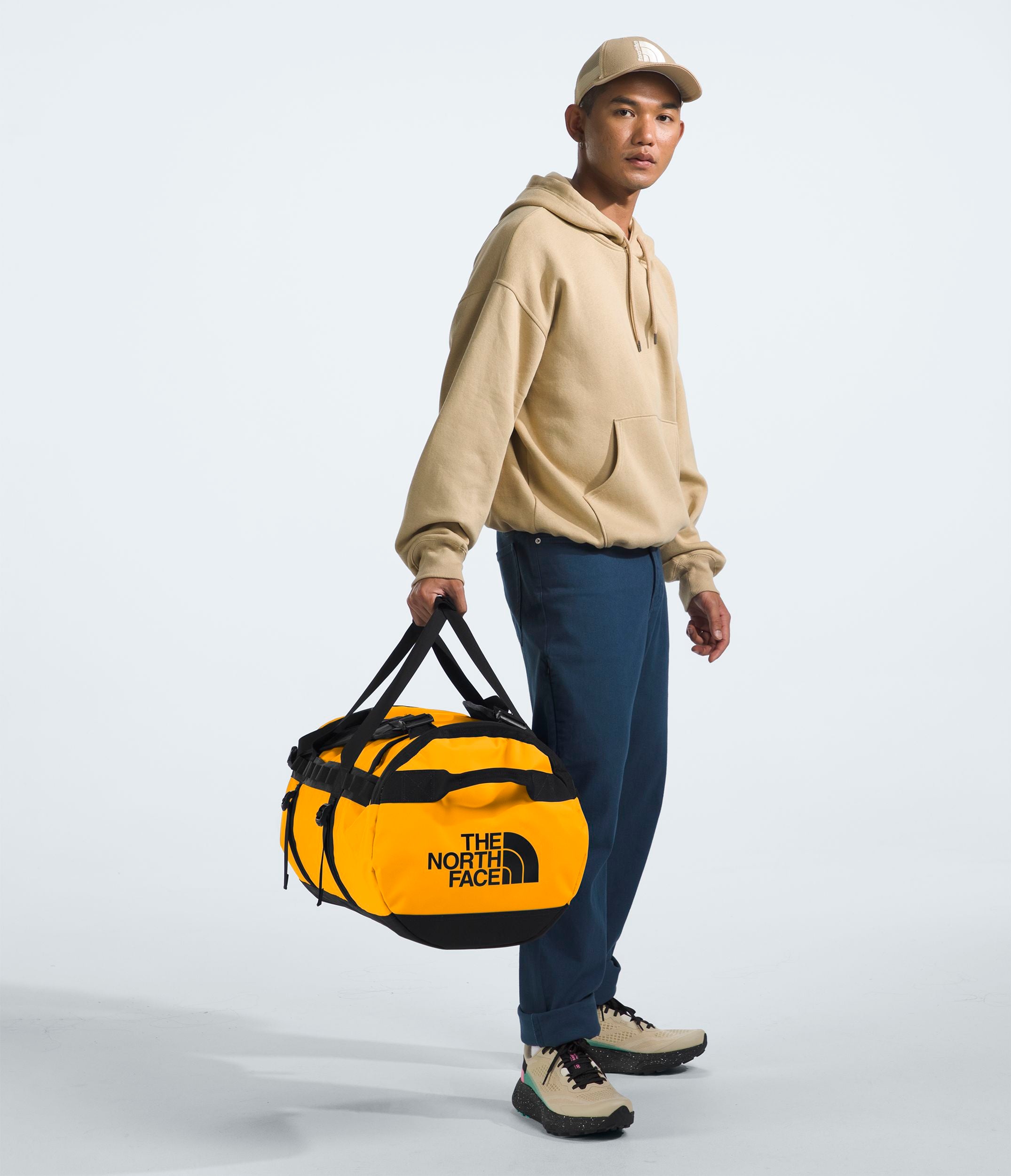 The North Face Base Camp Duffel Bag - Medium Size Travel Duffel for Camping, Hiking & Outdoor Adventures - Water-Resistant Gear Bag for Gym, Work & Weekend Trips