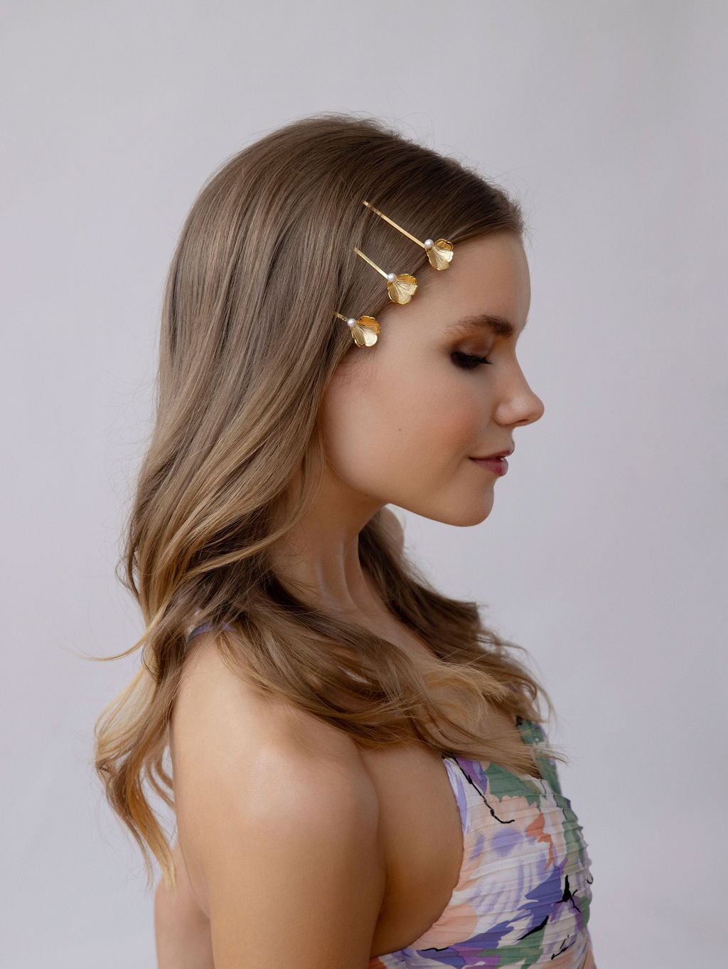 Venus Bobby Pin Set - 100pcs Hair Pins for Women, Secure & Invisible Hair Accessories for Updos, Braids & Bun Hairstyles - Perfect for Weddings, Parties & Everyday Use