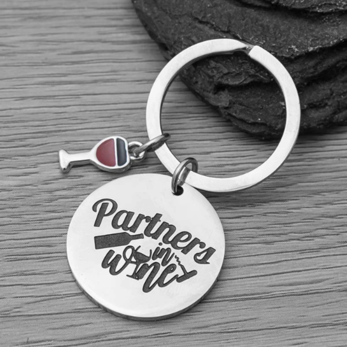 Wine Lover's Keychain - Best Friend Jewelry Gift for Women, Wine Charm Keychain, Perfect for Wine Tastings, Girls' Night Out, and Anniversary Celebrations