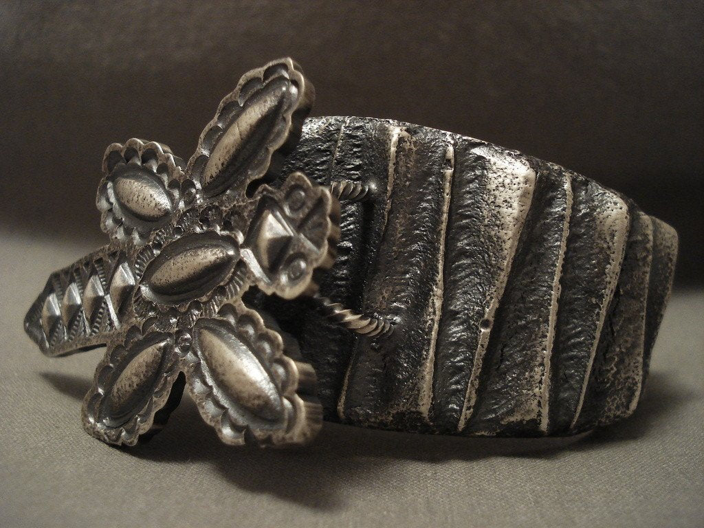 172g Stunning Navajo Native American Silver Dragonfly Bracelet - Handmade Sterling Silver Jewelry for Women, Boho Fashion Accessory, Perfect for Festivals & Special Occasions