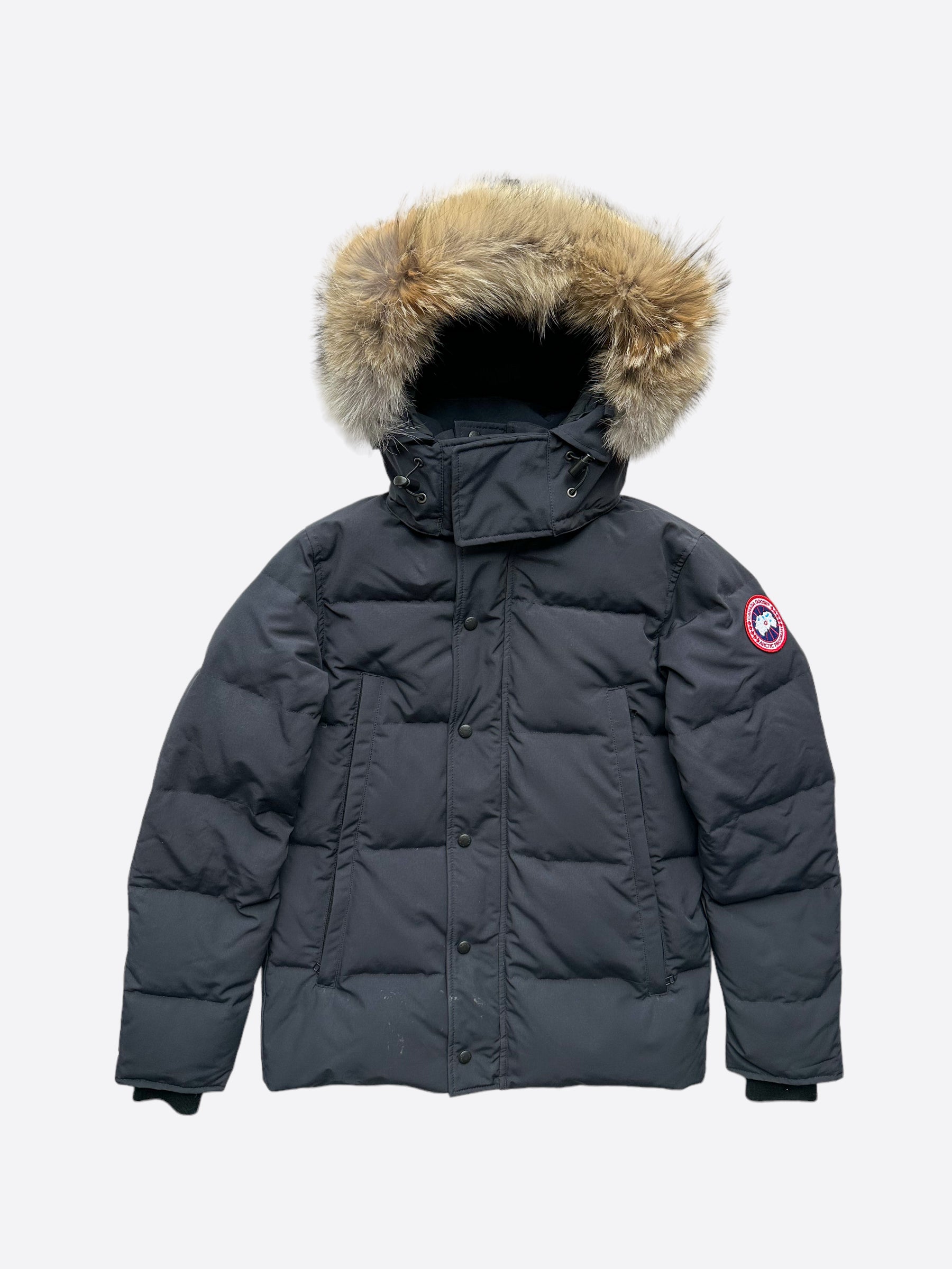 Canada Goose Navy Wyndham Men's Winter Jacket - Waterproof Windproof Parka for Extreme Cold Weather - Perfect for Snowboarding, Skiing & Outdoor Adventures