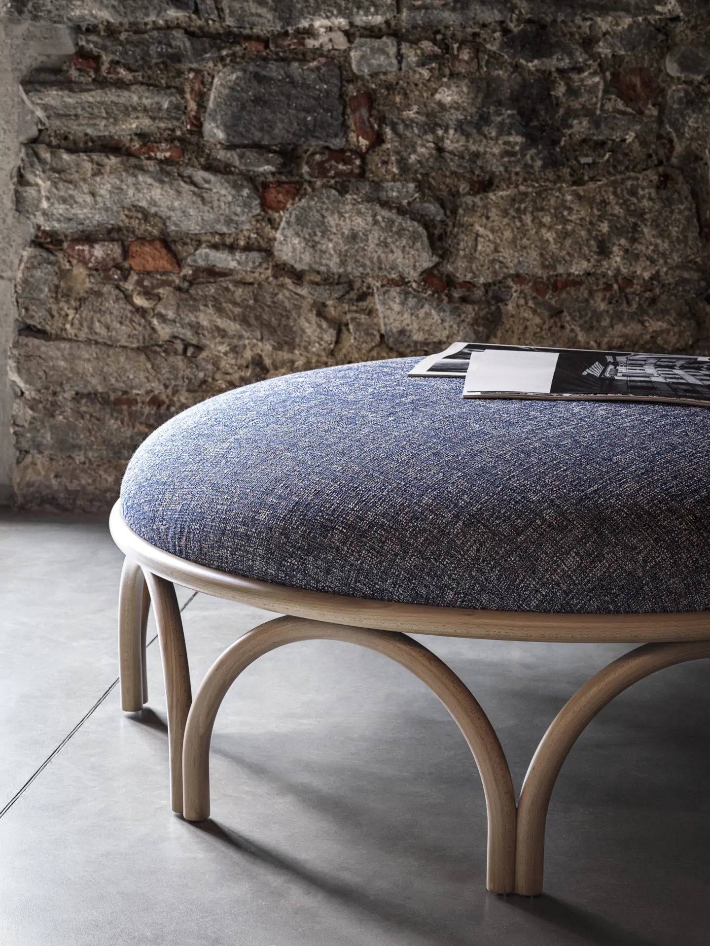 Arcadia Bentwood Bench by GTV - Modern Wooden Bench for Dining Room, Kitchen, or Entryway - Perfect for Home Decor & Small Spaces