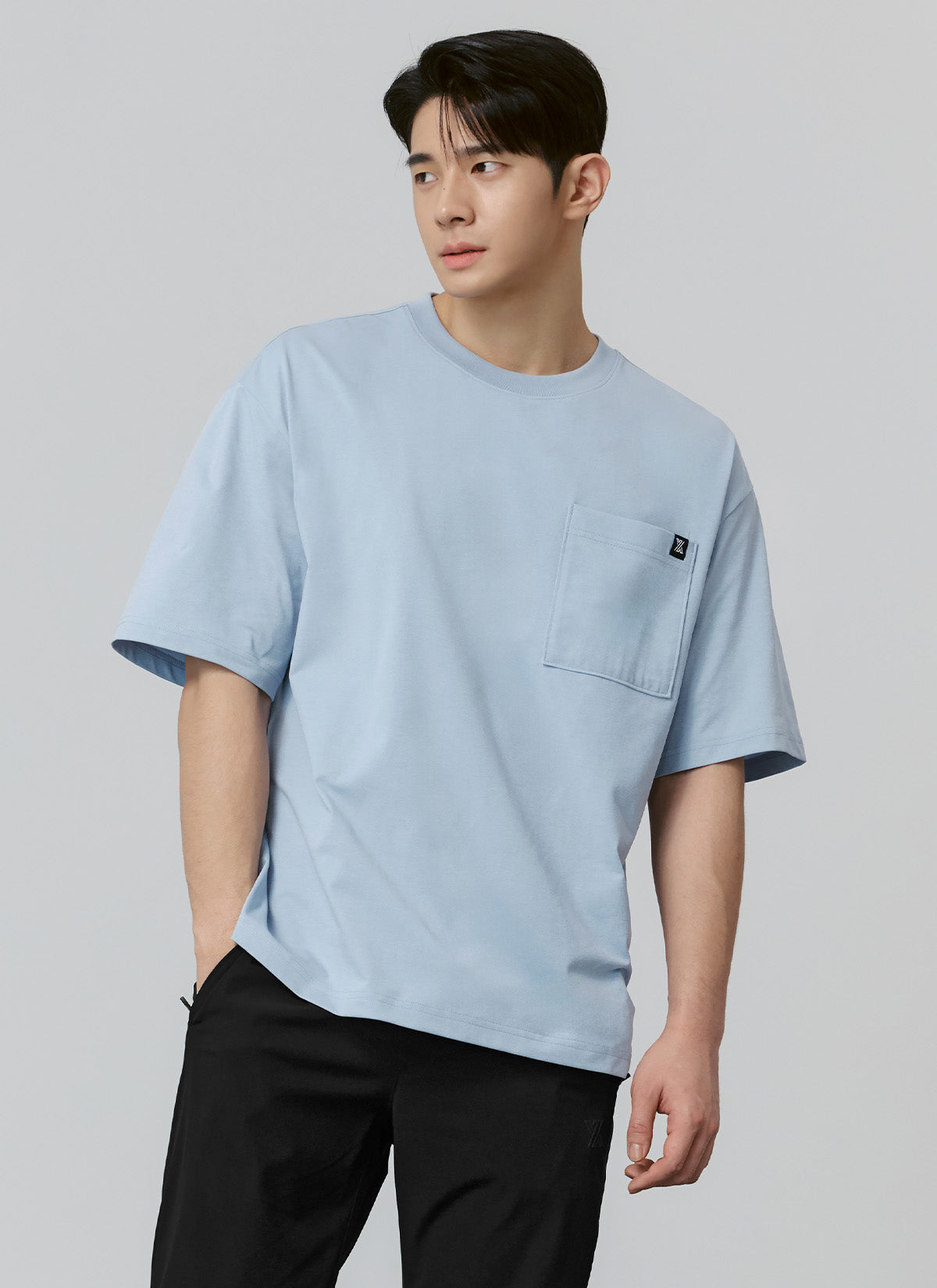Cool Breeze Oversized Pocket Short Sleeve T-Shirt for Men - Casual Summer Comfort Shirt for Beach, Lounge & Outdoor Activities