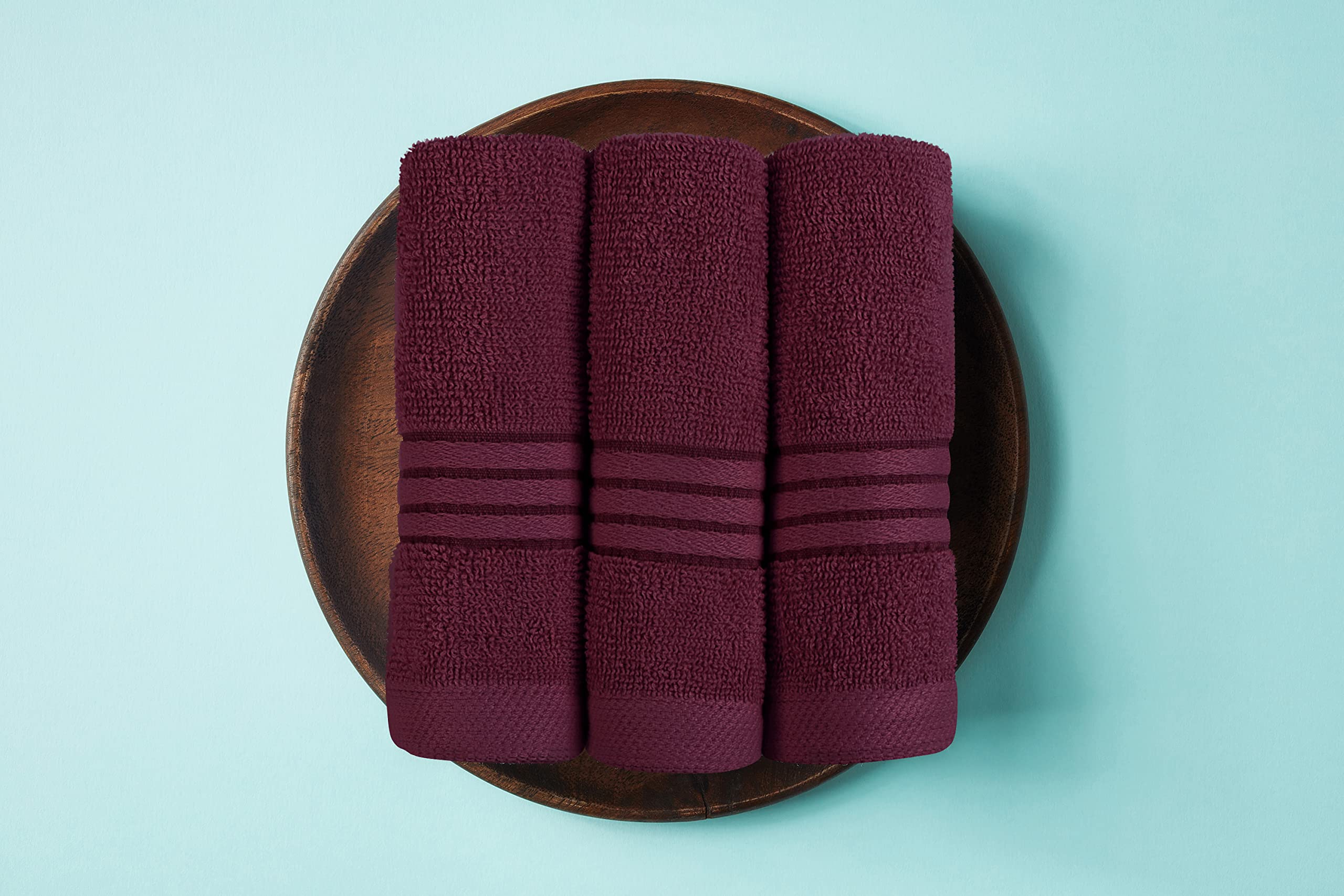Premium 8-Piece Utopia Towel Set - 2 Bath Towels, 2 Hand Towels & 4 Washcloths - 100% Ring Spun Cotton - Ultra Absorbent for Bathroom, Gym, Spa & Hotel Use - Burgundy Luxury Towels for Home & Travel