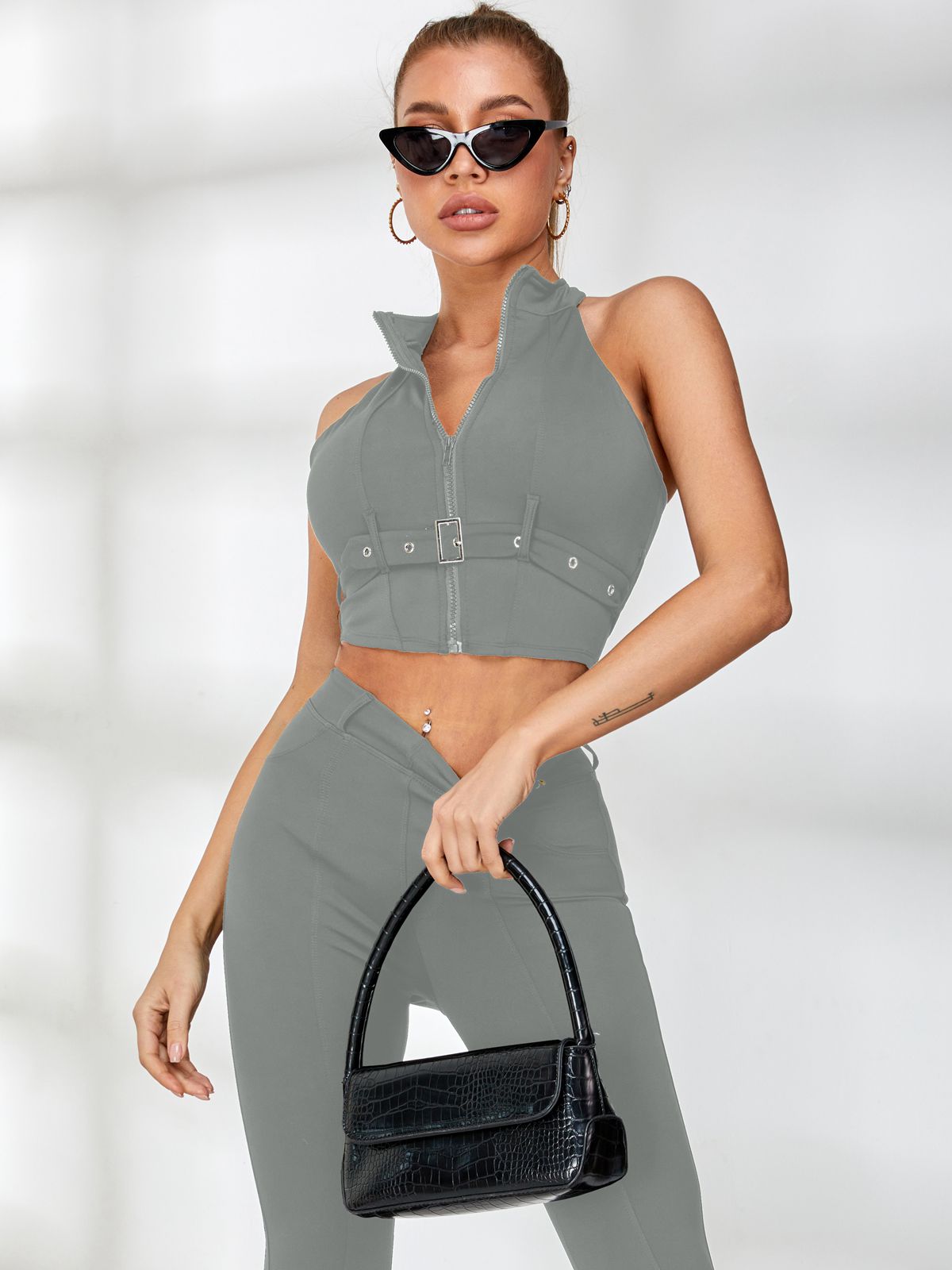 ZASUWA Women's Stylish Zipper & Button Fake Pocket Tracksuit Set - Trendy Casual Outfit for Gym, Lounge & Streetwear Fashion