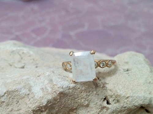 Genuine Moonstone Ring - Rectangle Wedding Ring in Gold with Natural June Birthstone Gemstone for Bridal Jewelry | Perfect for Engagement, Anniversary & Special Occasions