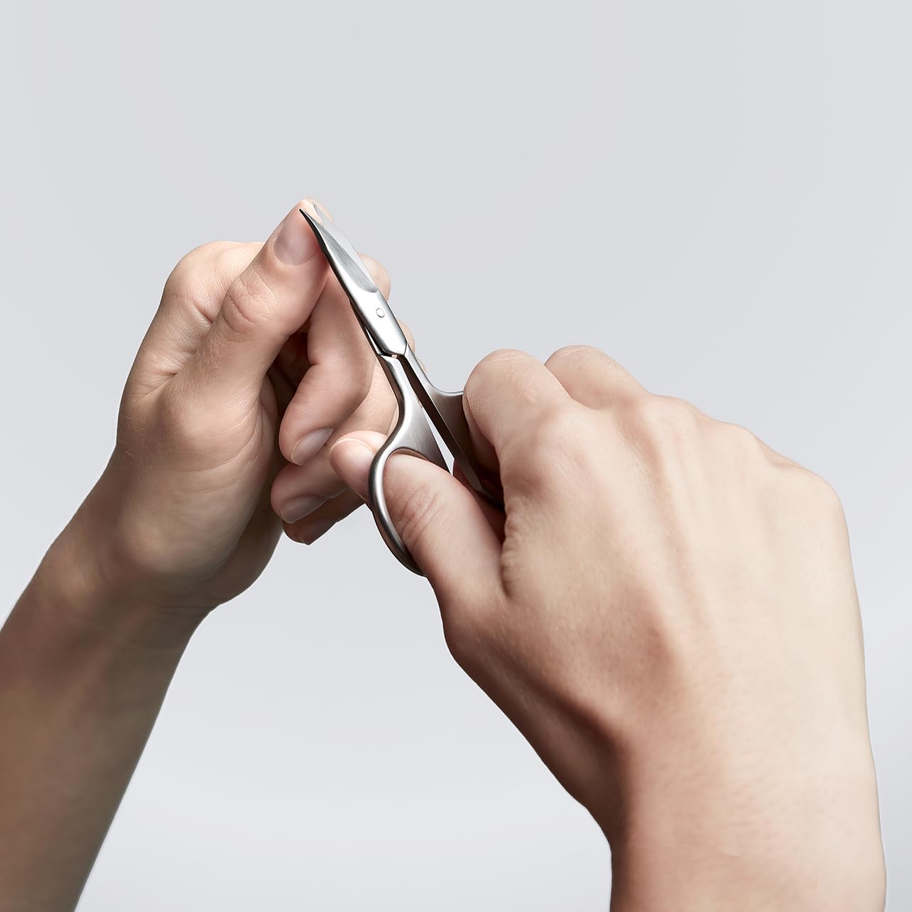 Premium Stainless Steel Nail & Cuticle Scissors Set - 2-in-1 Professional Manicure Kit for Precise Trimming, 90mm Matte Finish Durable Grooming Tool - Perfect for Home Salon, Travel & Gift Giving