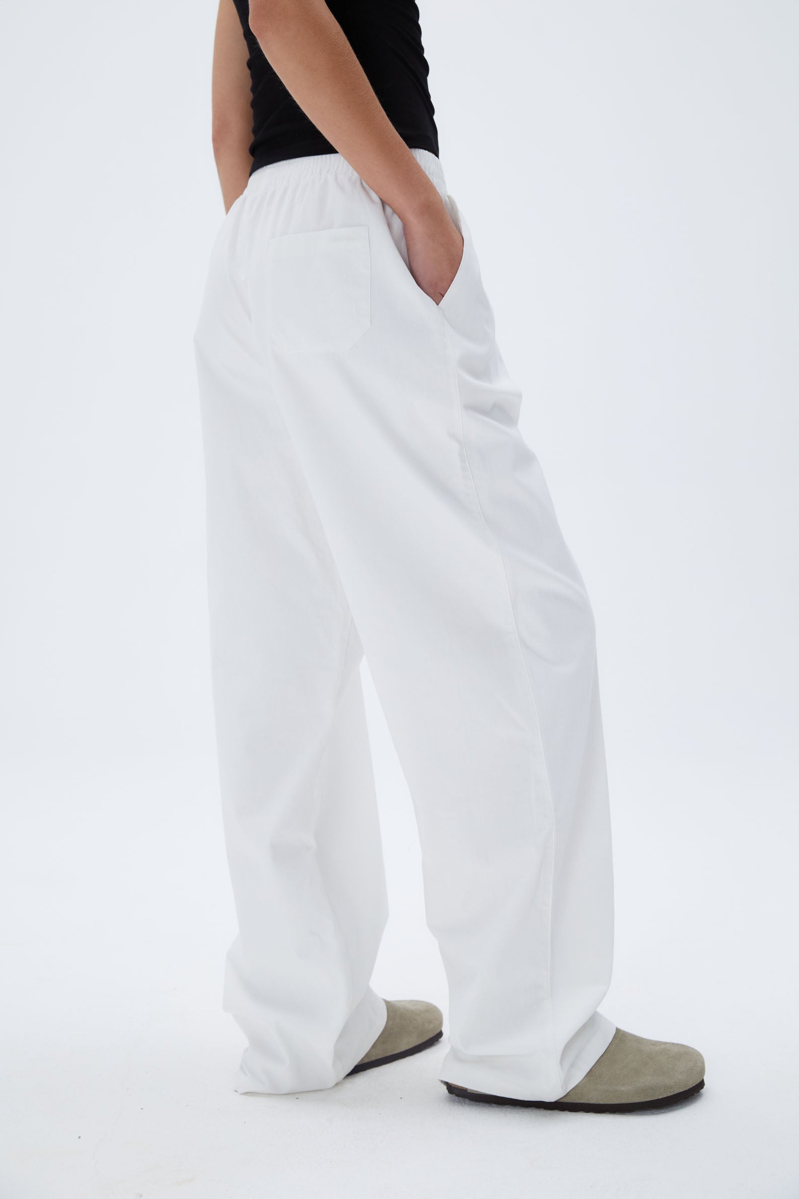 Comfortable Cotton Pull-On Pants for Women - Soft & Breathable White Lounge Pants - Perfect for Yoga, Home Relaxation and Casual Wear