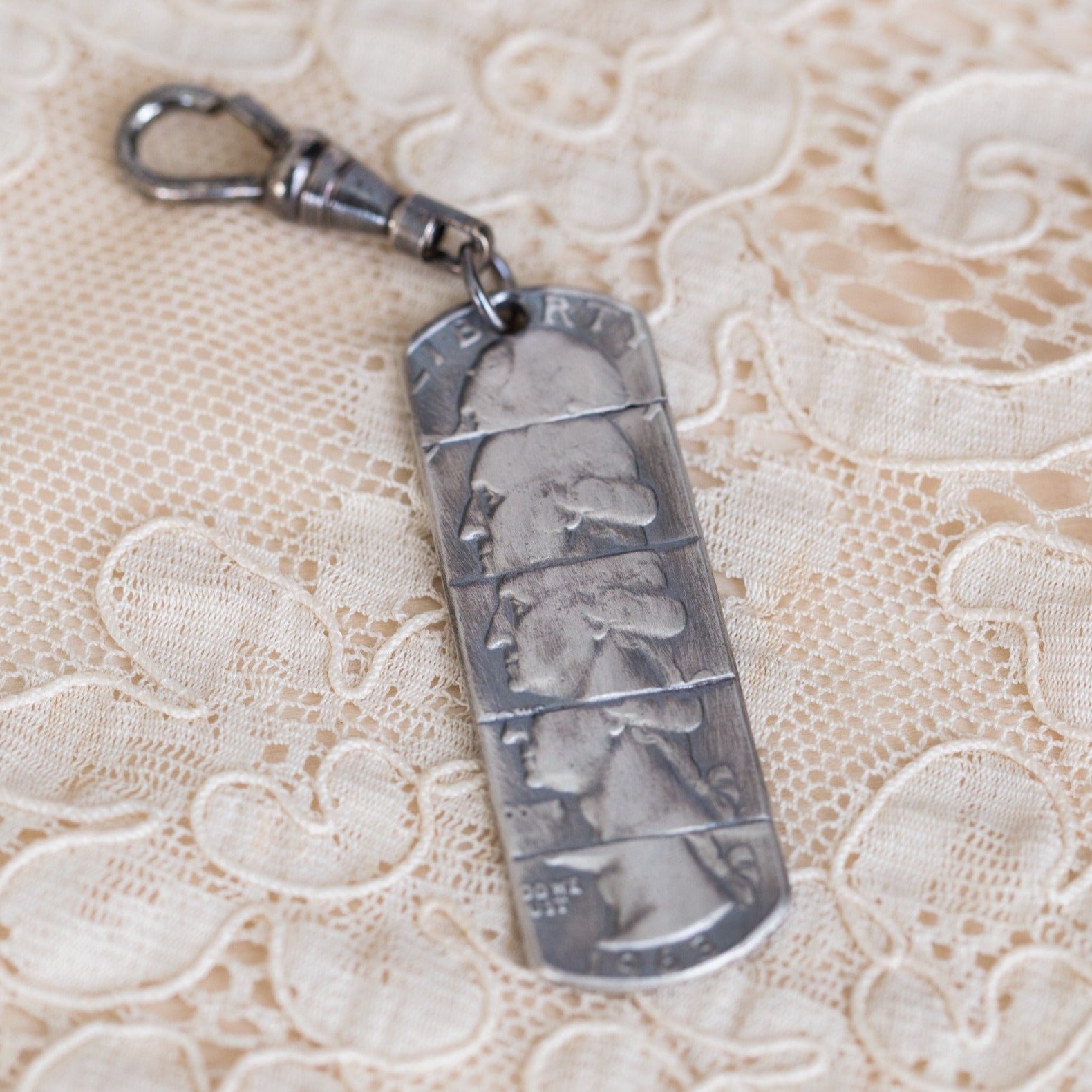 George Quarter Keychain - Vintage Style Collectible Coin Keyring for Gifts & Everyday Use | Perfect for Home, Office, Travel & Car Keys