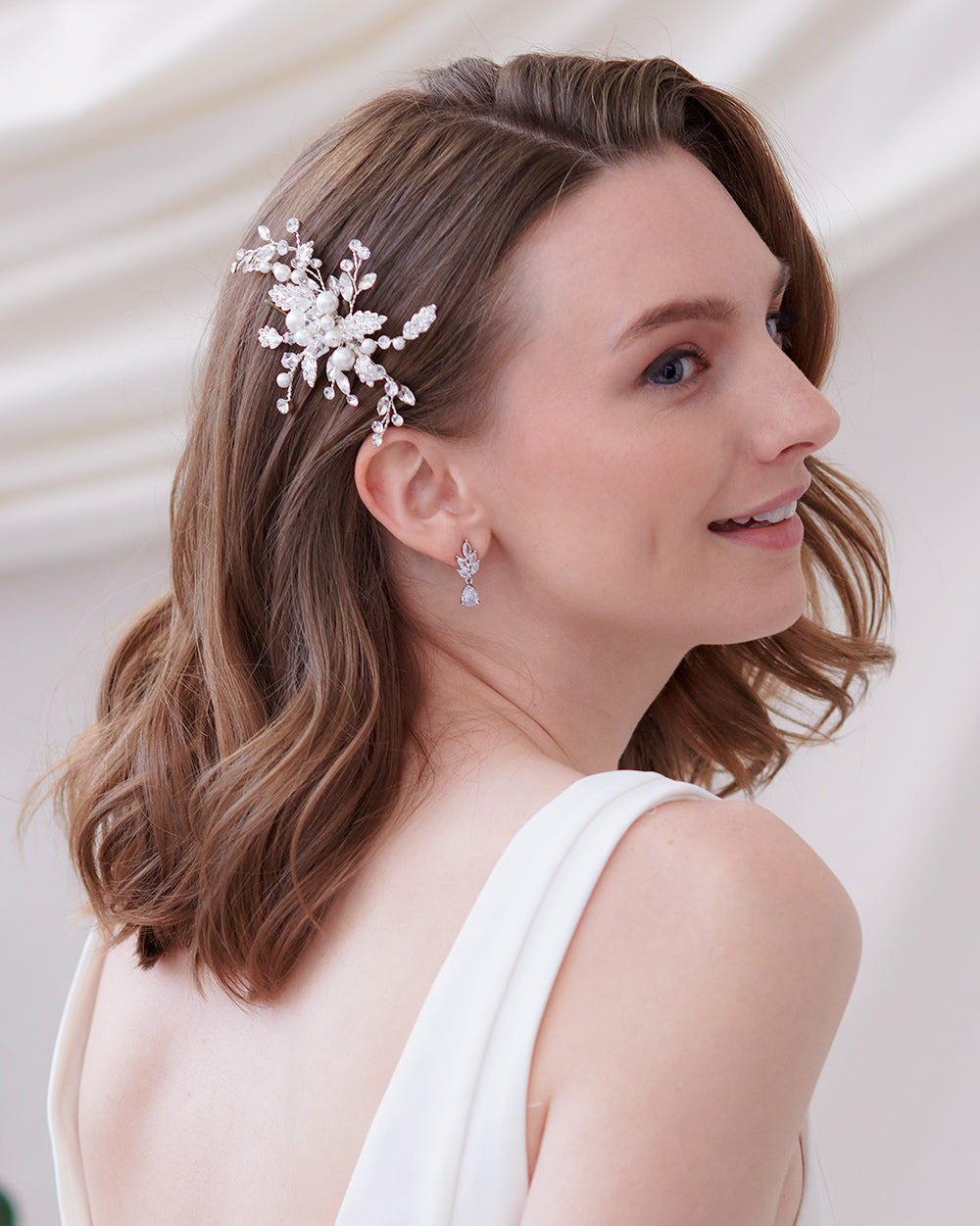 Melina Pearl Hair Comb - Elegant Bridal & Wedding Hair Accessories for Women - Perfect for Updos, Braids, and Special Occasions