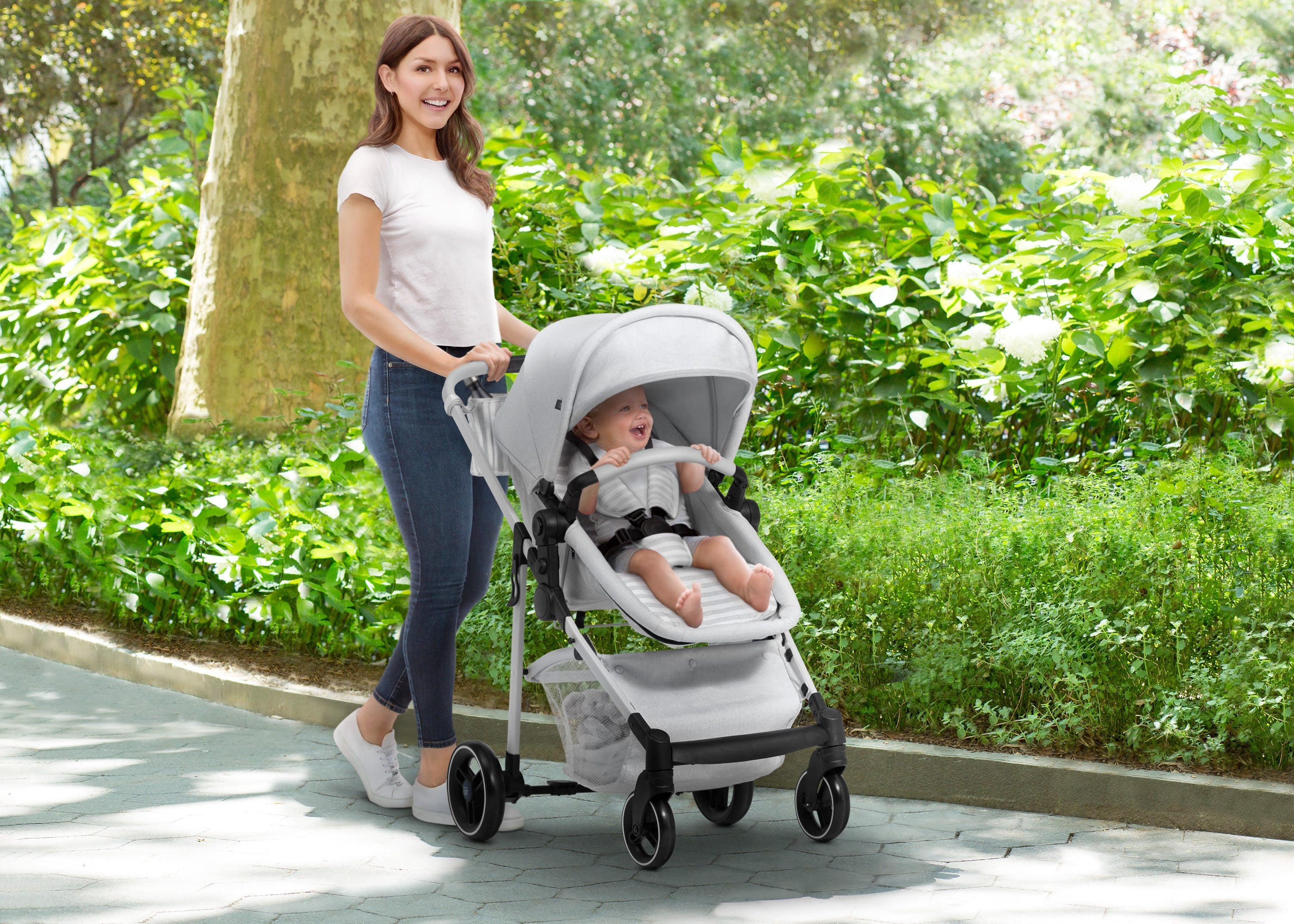 BabyGap 2-in-1 Convertible Carriage Stroller for Newborns & Toddlers - Lightweight Travel System for Shopping, Walks & Outdoor Adventures