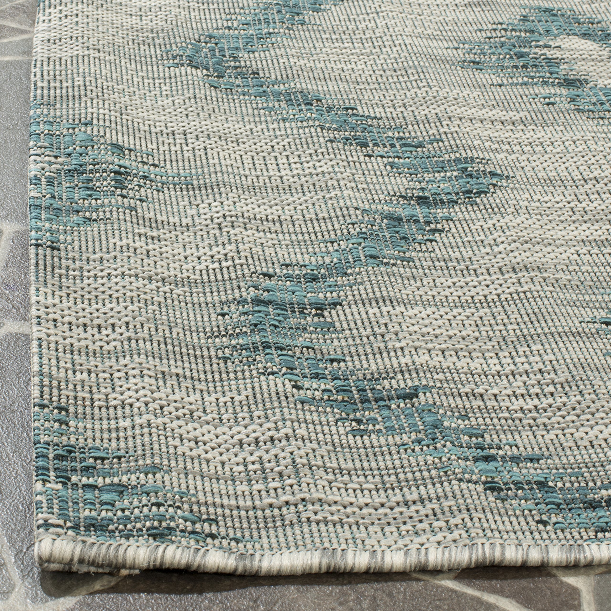 SAFAVIEH Courtyard Collection 6'7