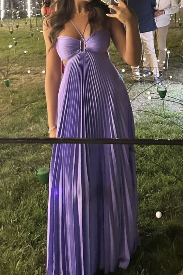 Elegant Purple Pleated Chiffon Halter A-Line Prom Dress J6398 - Perfect for Formal Evening Events, Homecoming, and Special Occasions