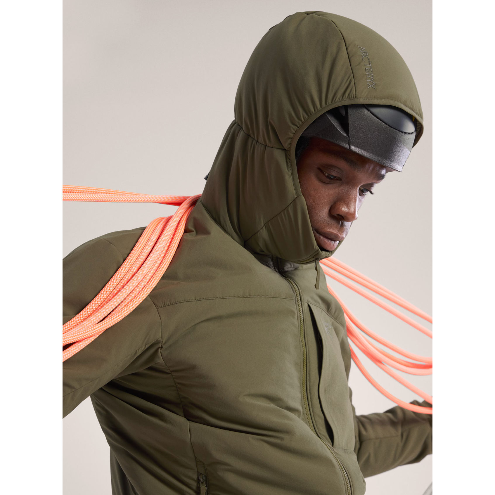 Arc'teryx Men's Proton Hoody - Lightweight Insulated Jacket for Hiking & Outdoor Activities | Water-Resistant & Breathable Winter Coat for Men
