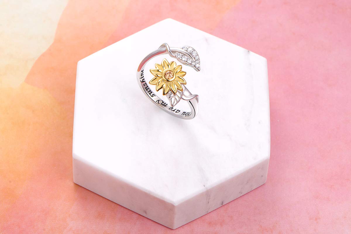 DAOCHONG Sterling Silver Sunflower Ring - You Are My Sunshine CZ Ring with 100 Languages 'I Love You' Stone | Anxiety Relief Fidget Spinner Jewelry | Perfect for Gifts, Weddings & Everyday Wear