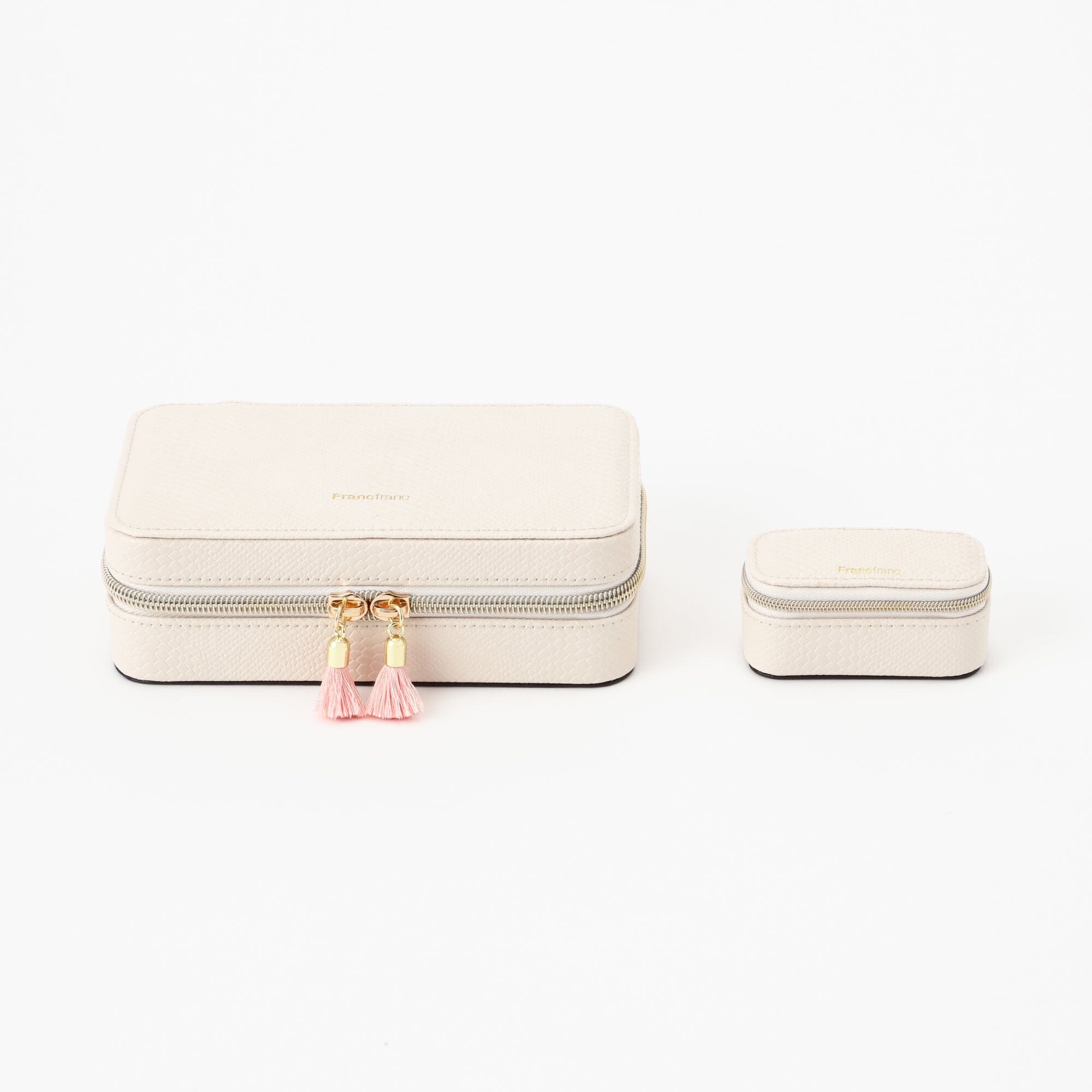 Flavia Travel Jewelry Box - Compact Organizer for Necklaces, Rings & Earrings - Perfect for Vacation, Business Trips & Gifts (M, Grey)
