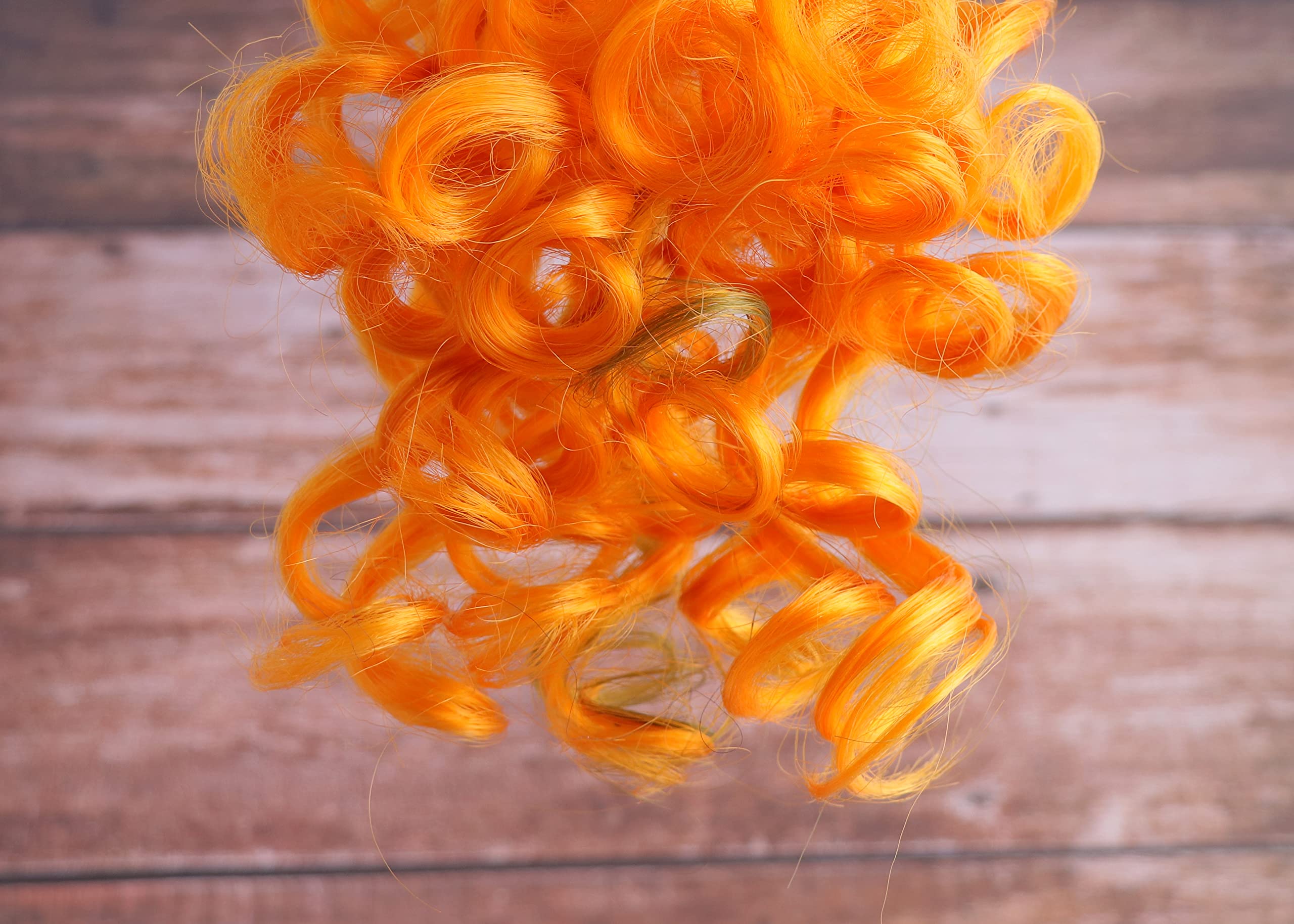Shivarth Clutcher Curly/Wavy Synthetic Wig - 18 Inch Light Yellow Hair Extensions for Women & Girls | Perfect for Cosplay, Costume Parties & Daily Fashion Styling