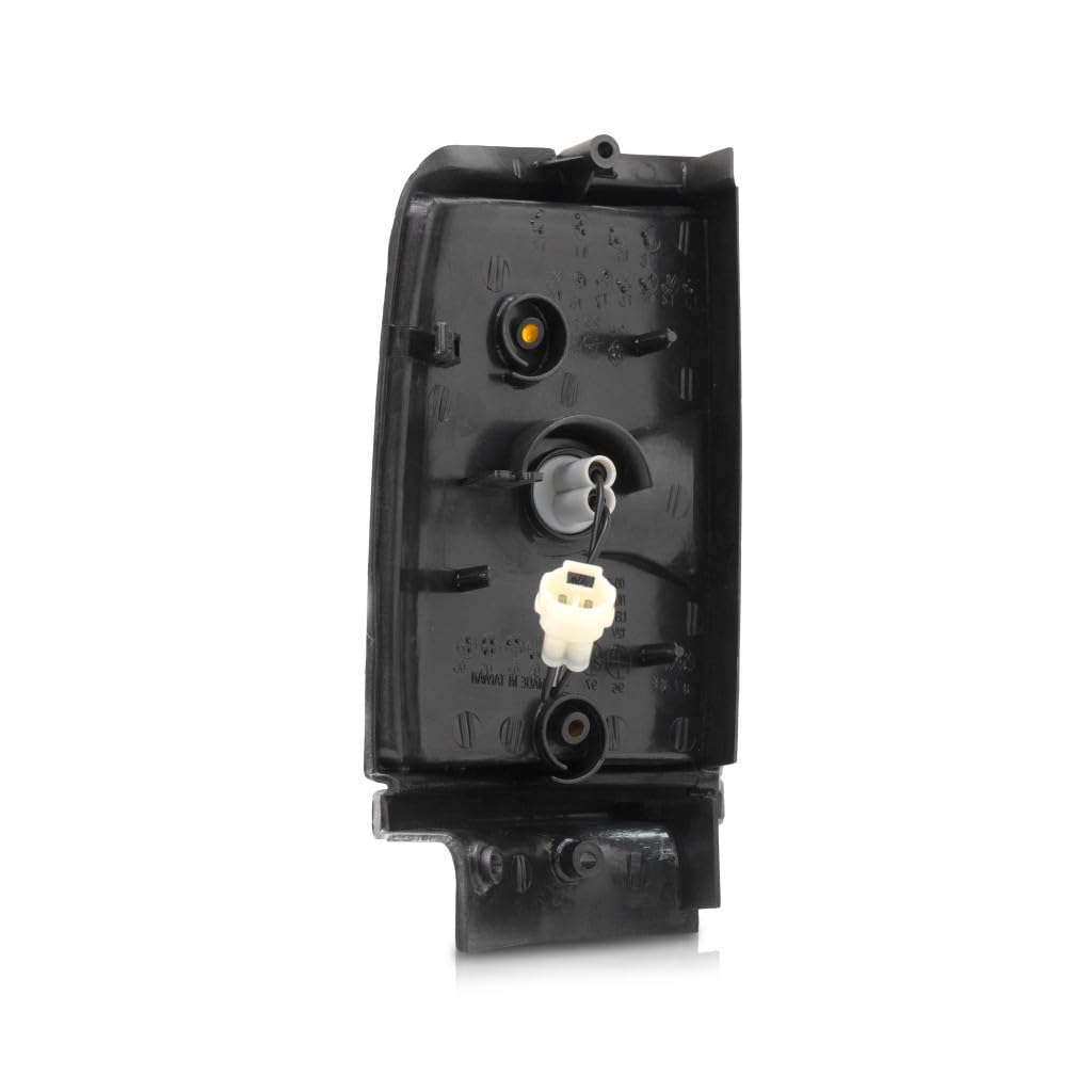 1987-1988 Toyota Pickup Driver Side Park Clearance Light Assembly - TO2520115 2WD Standard Black | OEM# 81620-89162 | Perfect for Restoration & Off-Road Lighting Upgrades