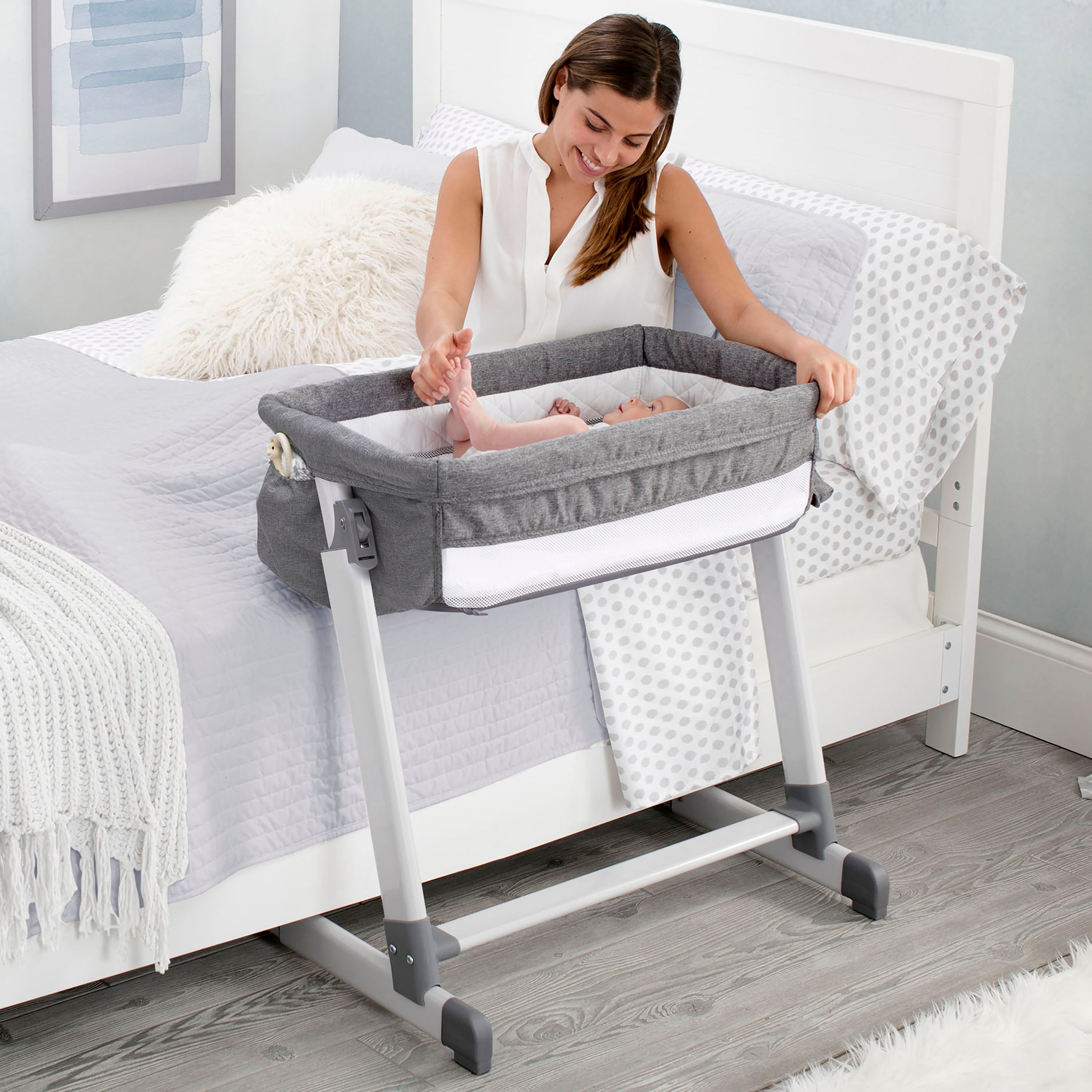 Simmons Kids By the Bed City Sleeper Bassinet - Portable Baby Crib for Newborns & Infants - Perfect for Bedside Co-Sleeping & Nursery Room