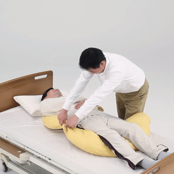 Premium Banana Turn Pillow for Side & Back Support - Orthopedic Positioning Cushion by Paramount Bed Japan - Ideal for Pregnancy, Nursing, Post-Surgery & Comfort Sleep