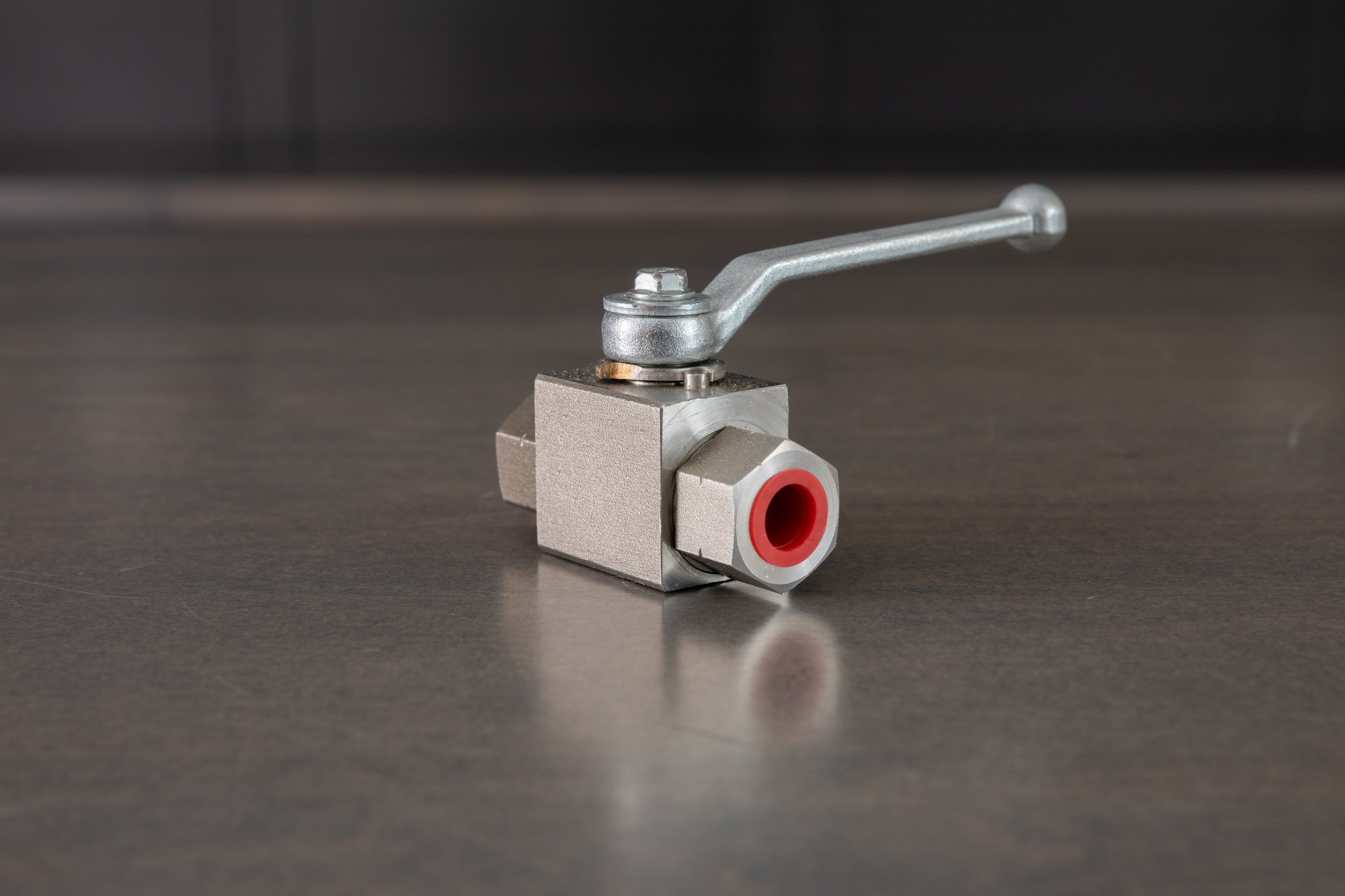 High Pressure Carbon Steel 2-Way Valve 3/8