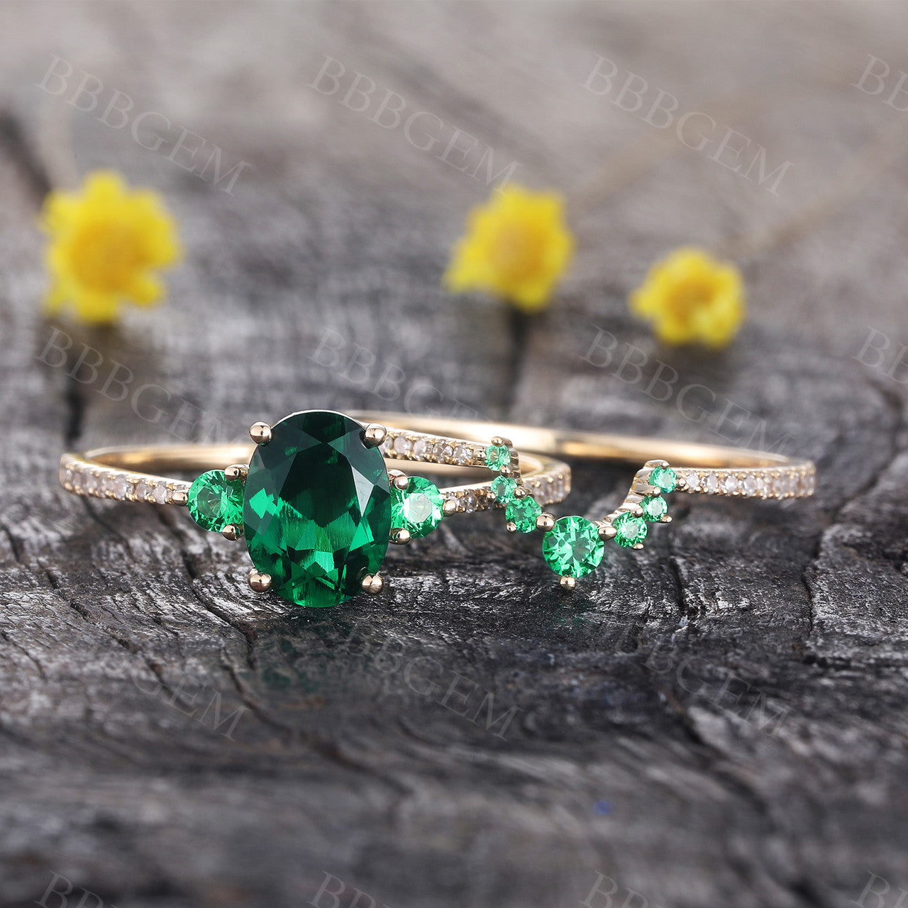 Vintage Emerald Bridal Ring Set - 14K Yellow Gold Three Stone Oval Cut Emerald Engagement Ring for Women - Perfect for Weddings, Anniversaries & Special Occasions