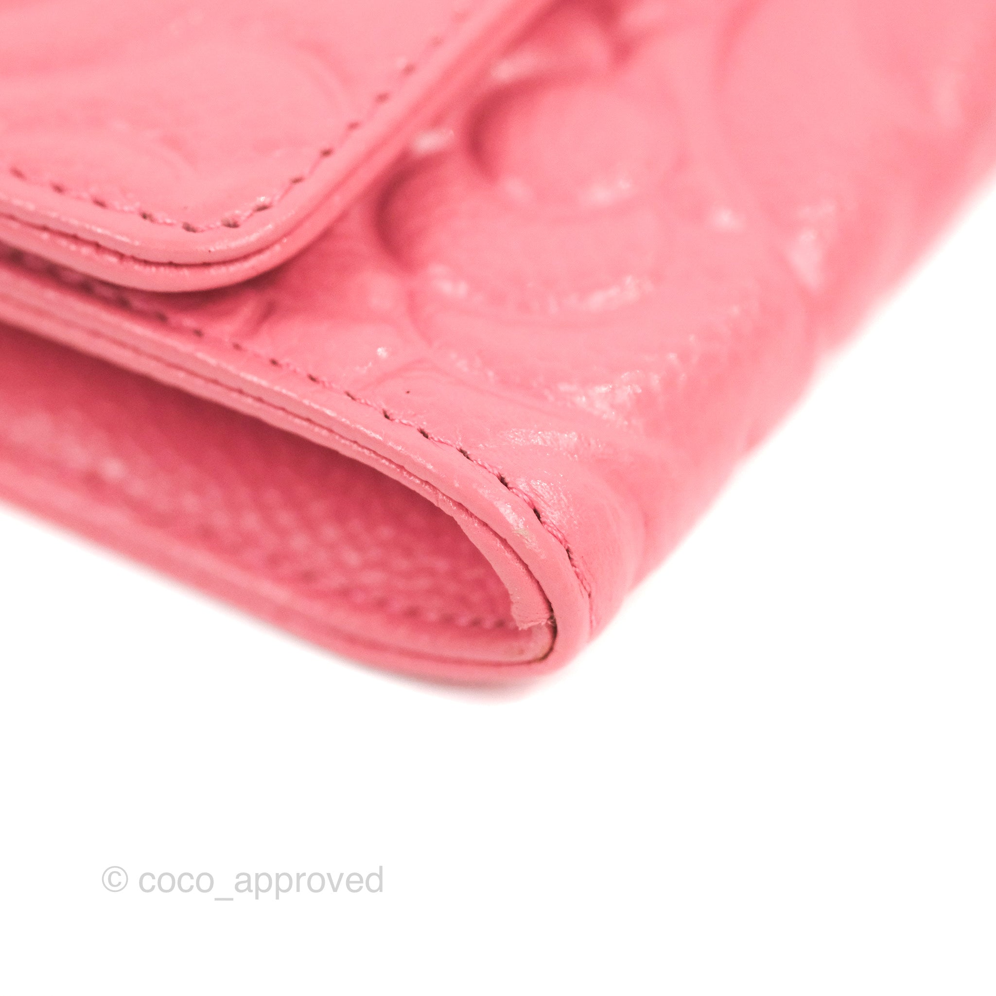 Chanel Camellia Pink Caviar Leather Card Holder with Gold Hardware - Luxury Compact Wallet for Everyday Use & Gift Giving