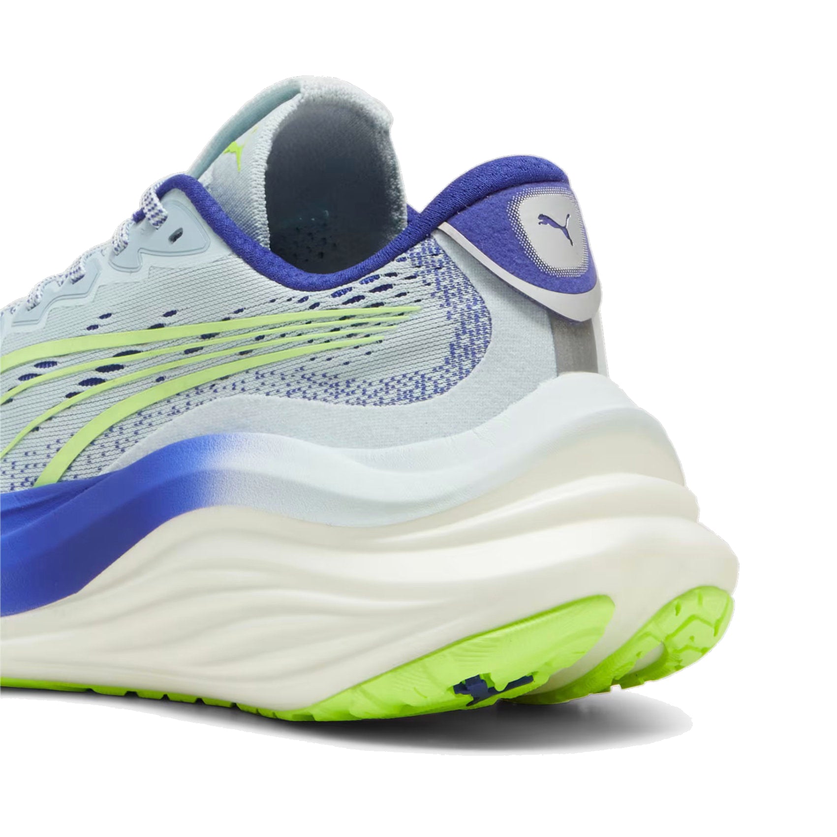PUMA Women's MagMax NITRO Running Shoes - Lightweight Cushioned Sneakers for Women - Perfect for Jogging, Gym Workouts & Daily Wear