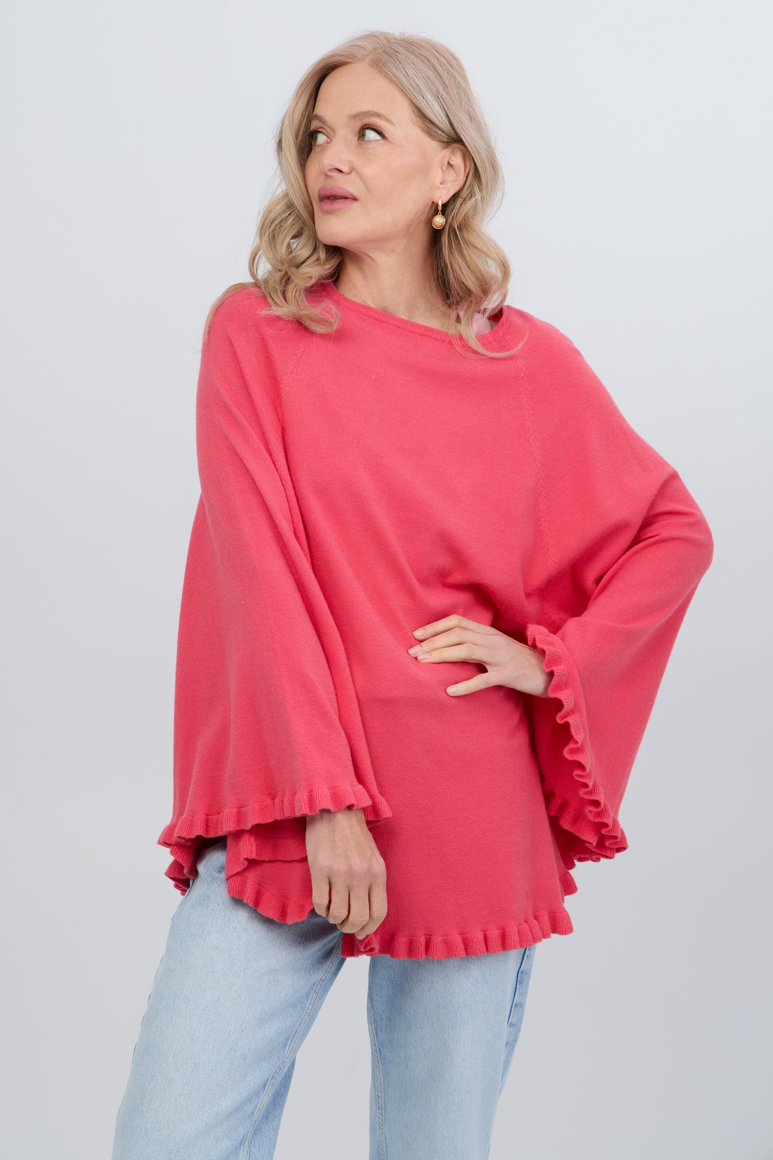 Elegant Ruffled Hem Poncho for Women - Soft & Stylish Wrap Shawl for Fall & Winter - Perfect for Casual Outings, Office Wear & Evening Events