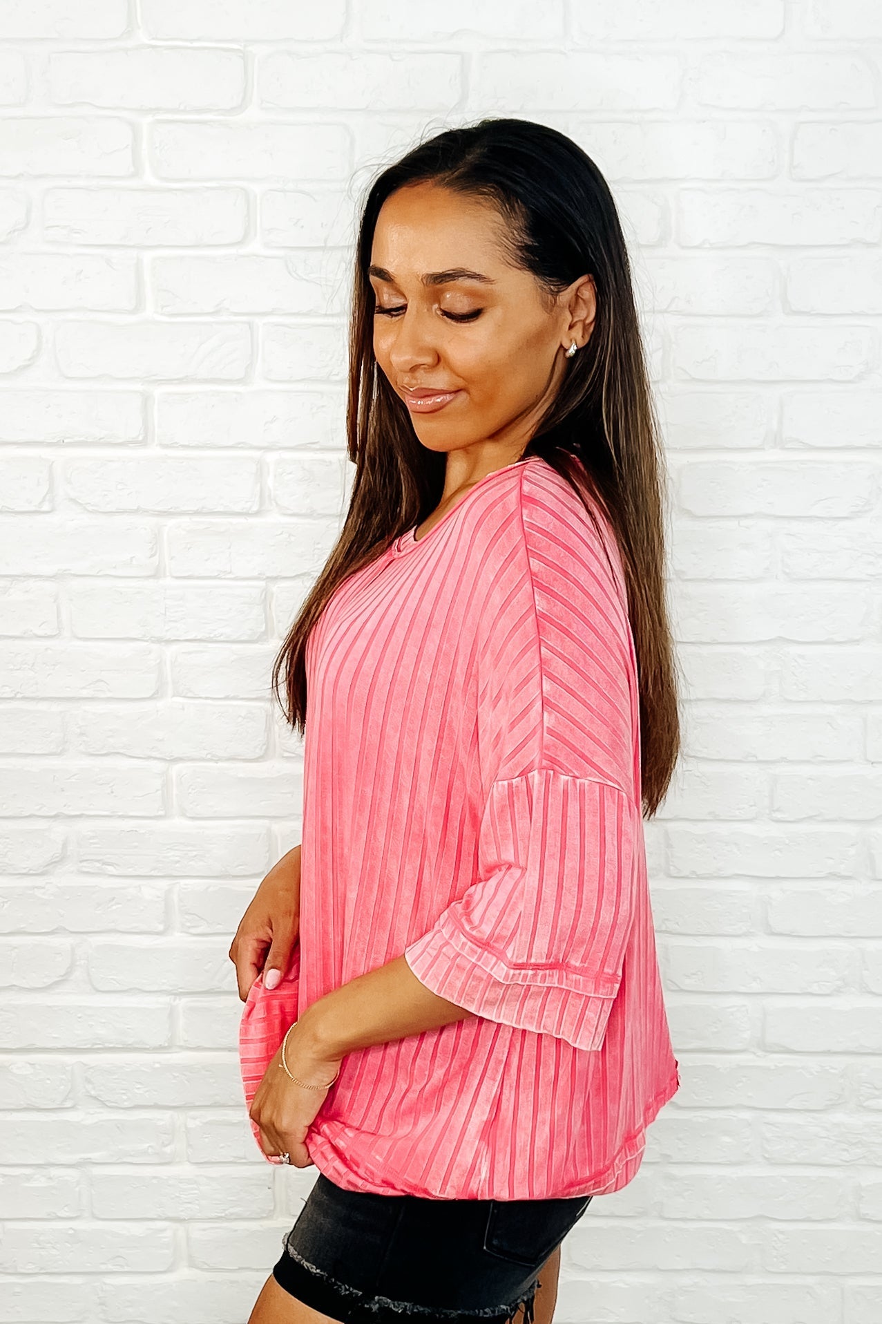 Oversized Basic Top in Fuchsia - Loose Fit Casual T-Shirt for Women | Perfect for Everyday Wear, Lounge & Street Style