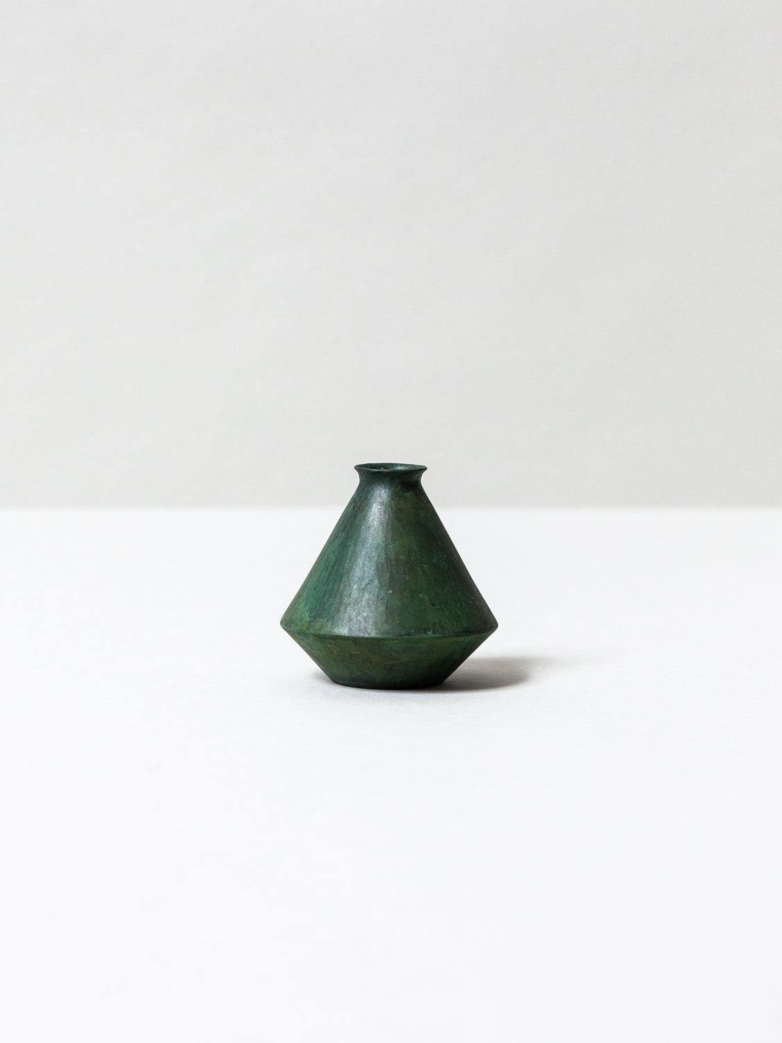 H. Okuzawa Ceramic Bud Vase - Small Floral Arrangement Vase for Home Decor, Wedding Centerpieces & Tabletop Displays