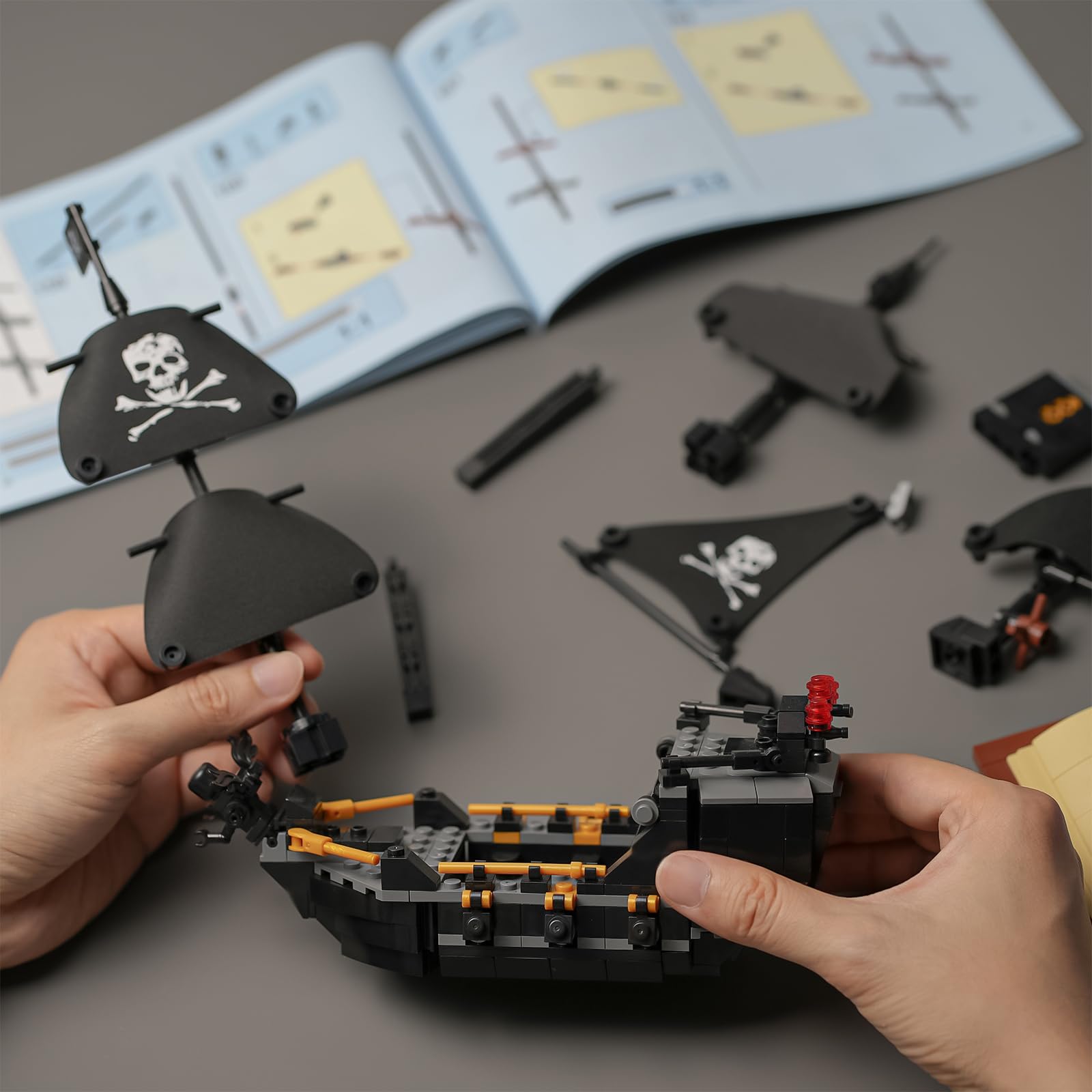 Pirate Ship Building Set for Adults & Kids - 919 PCS Creative Construction Toy Compatible with Major Brands, STEM Educational Gift for Boys 8-14 Years - Perfect for Christmas, Birthday & Family Bonding Activities