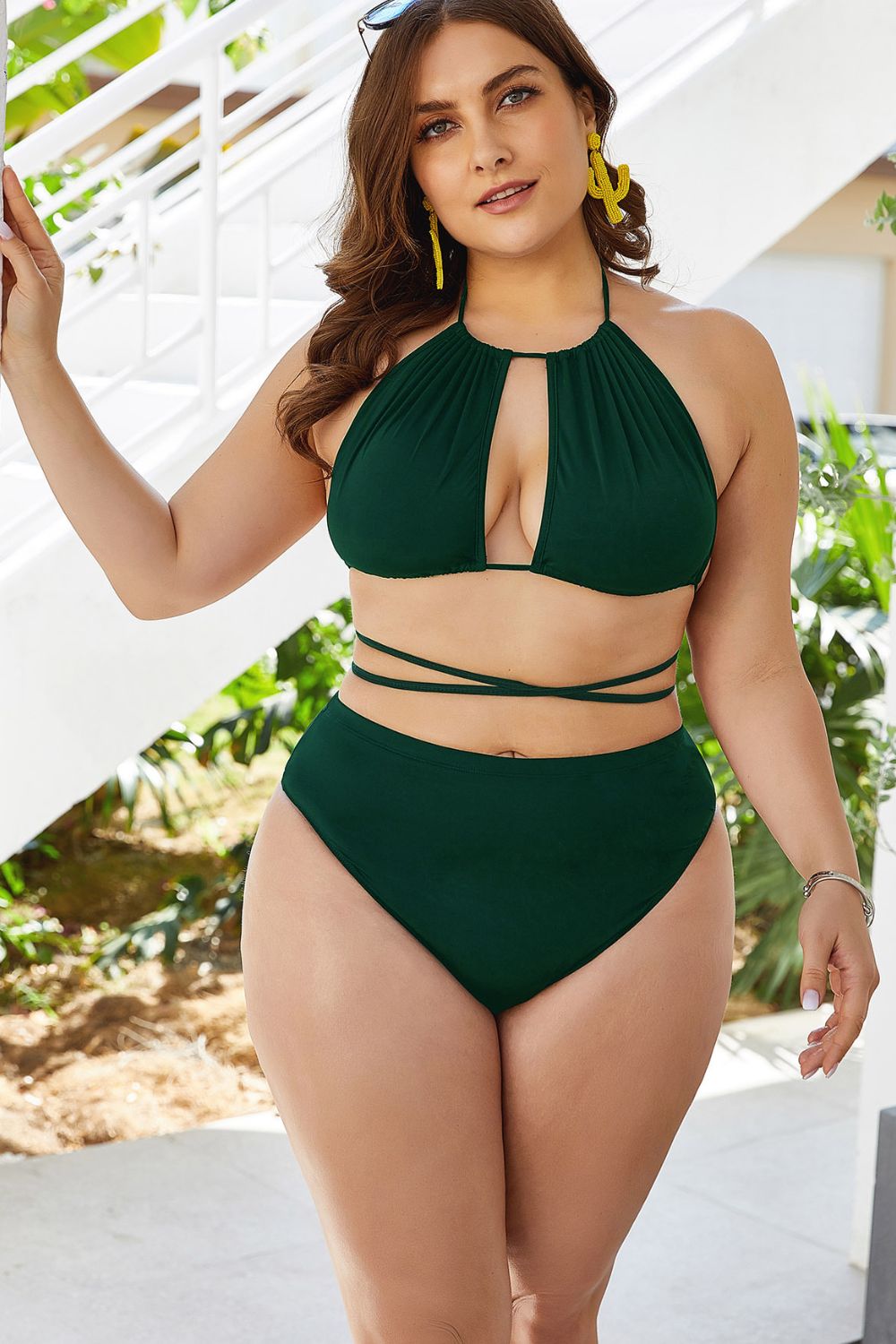 **Plus Size Cutout Tied Backless Bikini Set - Sexy Swimwear for Women, High Waisted Two Piece Bathing Suit - Perfect for Beach, Pool & Summer Vacations**