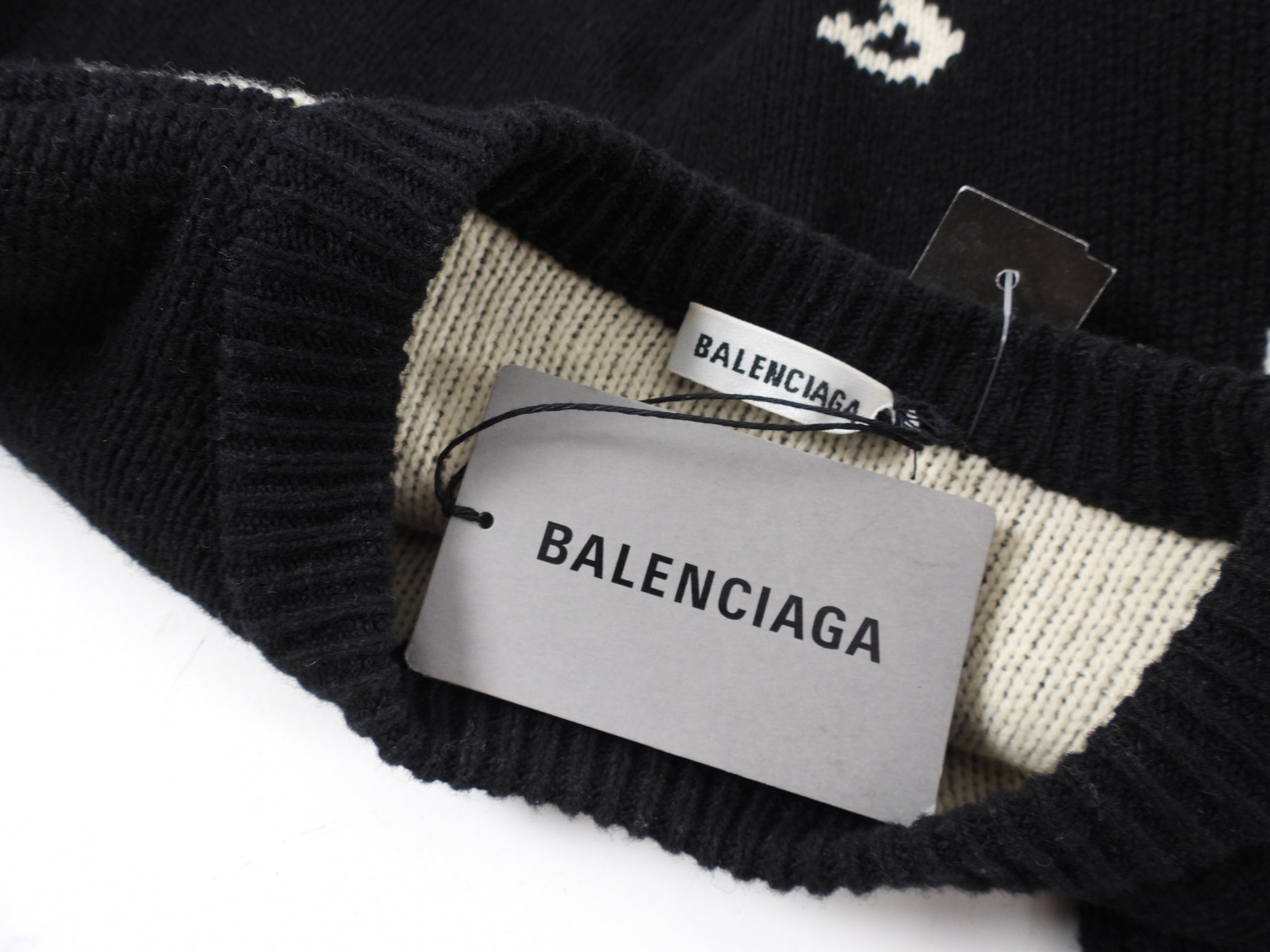 Balenciaga Black & White Knit Logo Crop Sweater for Women - Trendy Streetwear Fashion Top for Casual Outings & Night Out