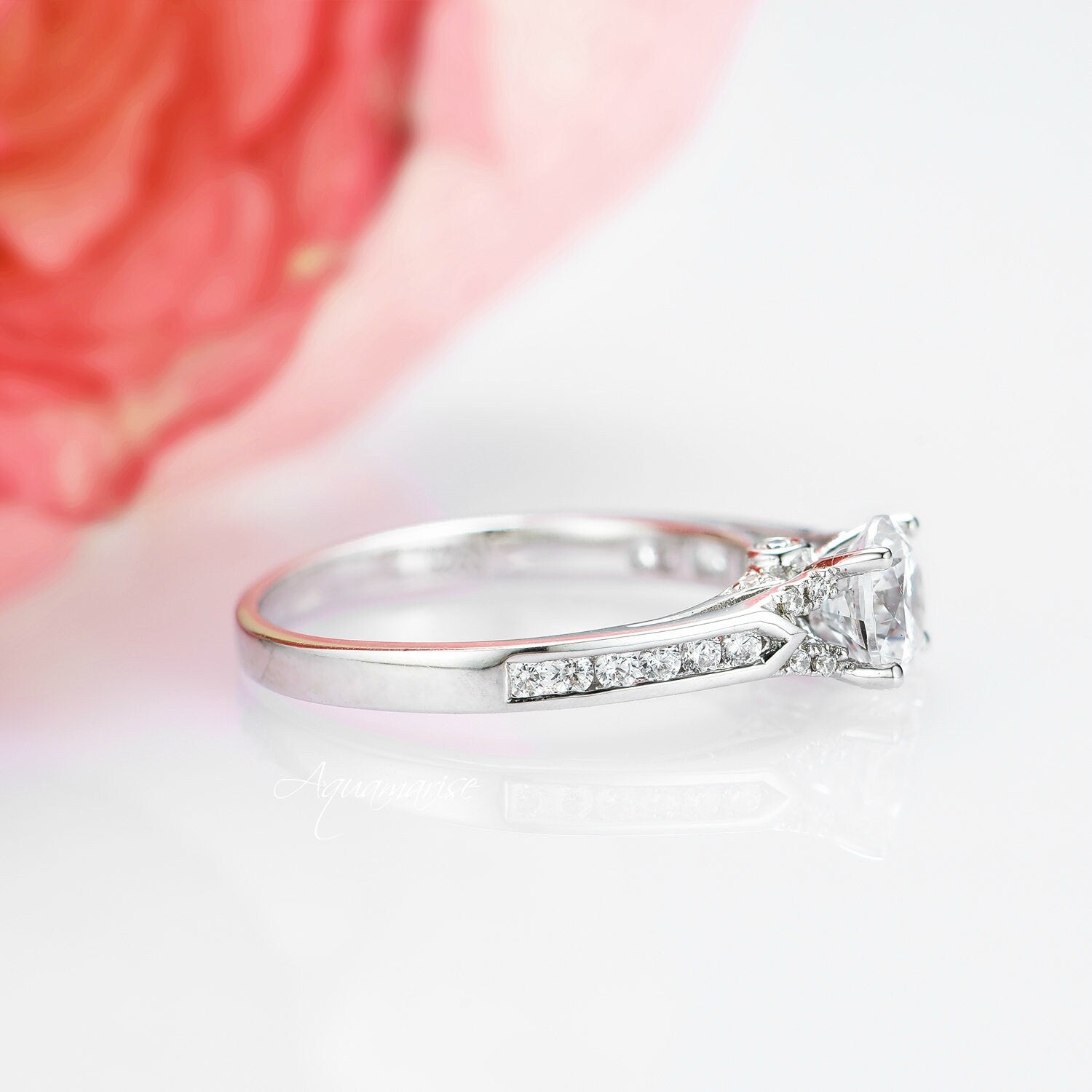 Round Cut Moissanite Engagement Ring 14K White Gold - Elegant Wedding Band, Anniversary Gift for Her, Perfect Proposal Jewelry for Brides