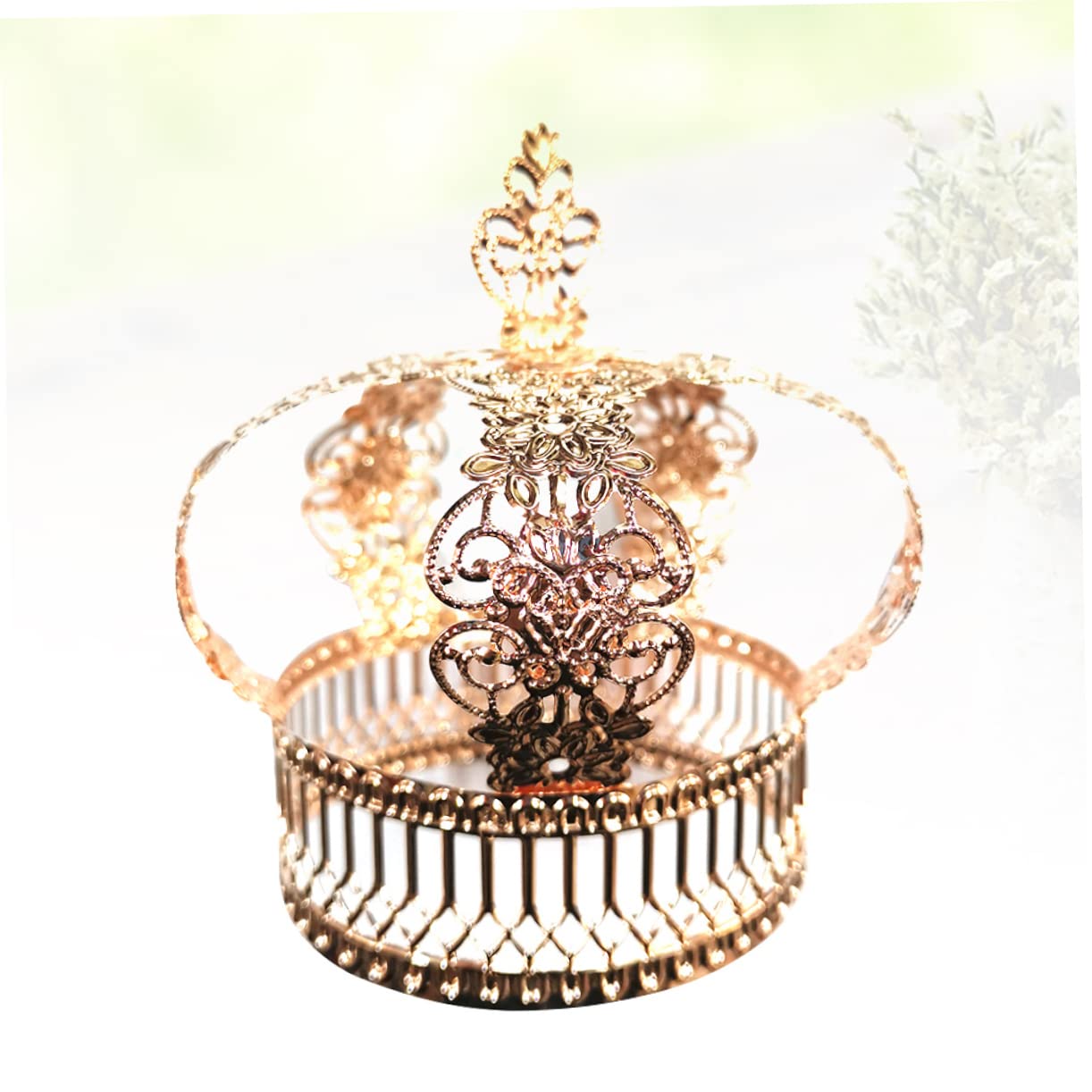 OSALADI Gold Crown Cake Topper - Elegant Metal Cake Decor for Birthday & Christmas Celebrations - Perfect for Royal-Themed Parties, Wedding Cakes, and Special Occasion Desserts