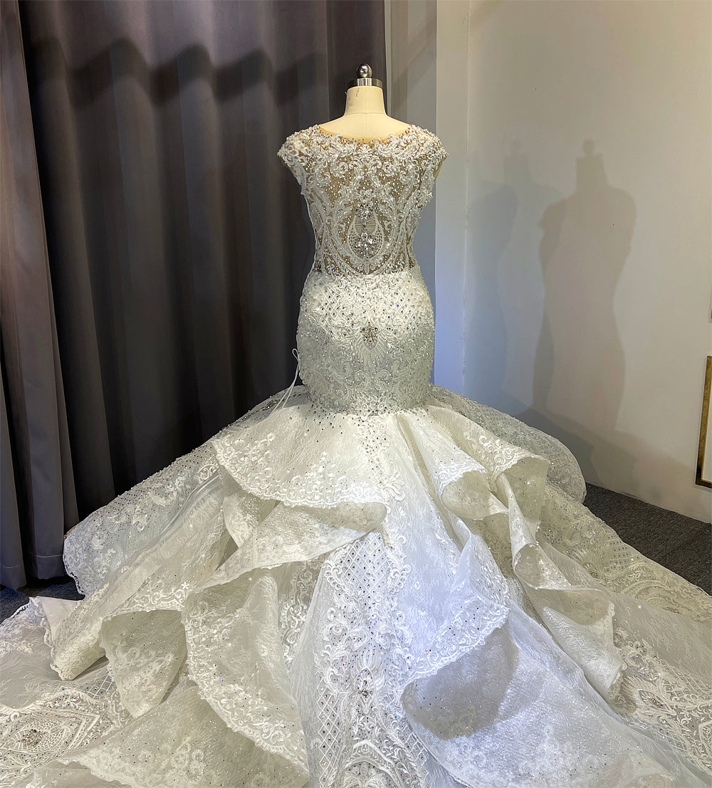 Amanda Novias Luxury Mermaid Wedding Dress 2022 - Elegant Lace Applique Bridal Gown for Beach, Church & Formal Weddings