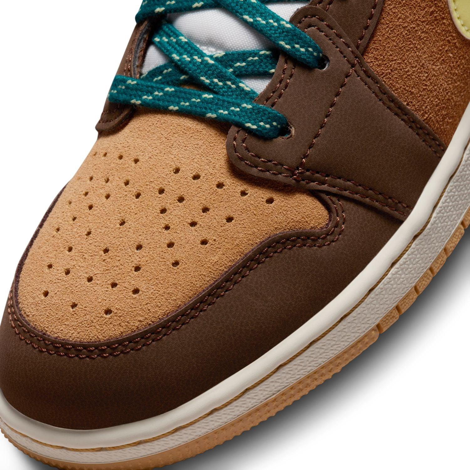 Kids Air Jordan 1 Mid SE 'Cacao Wow' Basketball Shoes - Stylish Sneakers for Boys & Girls - Perfect for School, Sports & Casual Wear