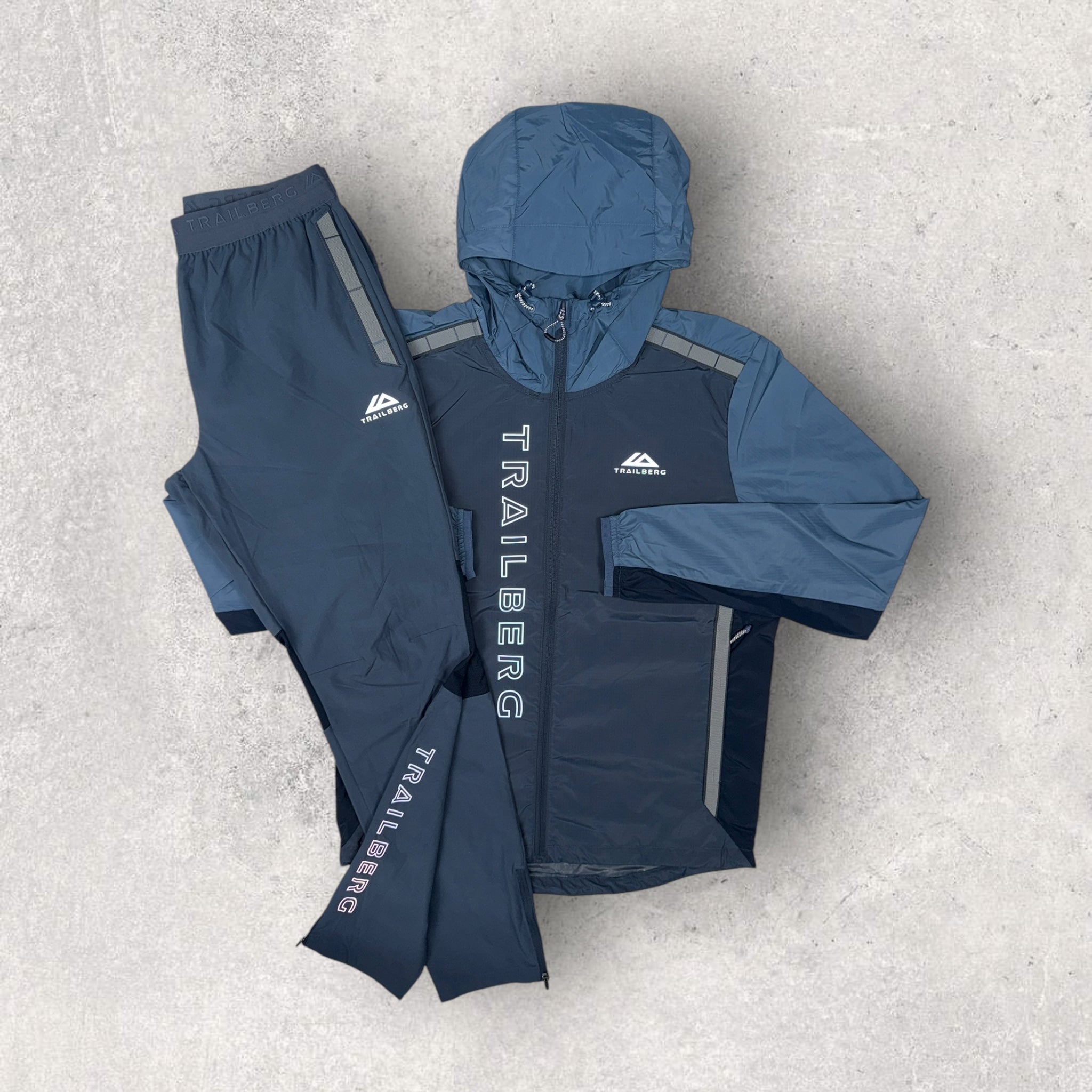TRAILBERG TRIATHLON TRACKSUIT - Ombre Blue Performance Running Suit for Men & Women | Perfect for Triathlons, Marathons & Outdoor Training