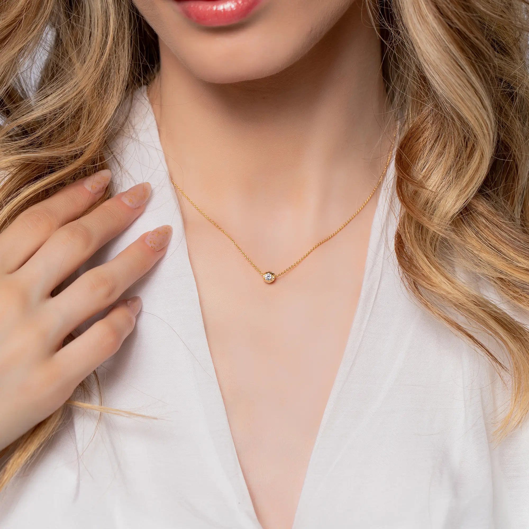 Elegant Sphere Necklace for Women - Minimalist Silver Pendant Jewelry - Perfect for Everyday Wear, Gifts & Special Occasions