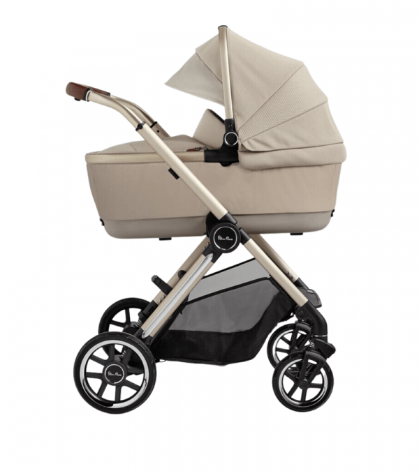Silver Cross Reef 2 Folding Bassinet - Portable Baby Crib for Travel & Home Use, Lightweight Compact Infant Bed with Breathable Mesh Sides - Perfect for Nursery, Bedroom & On-The-Go Parents