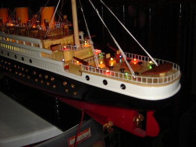 Titanic Wooden Model Cruise Ship 32
