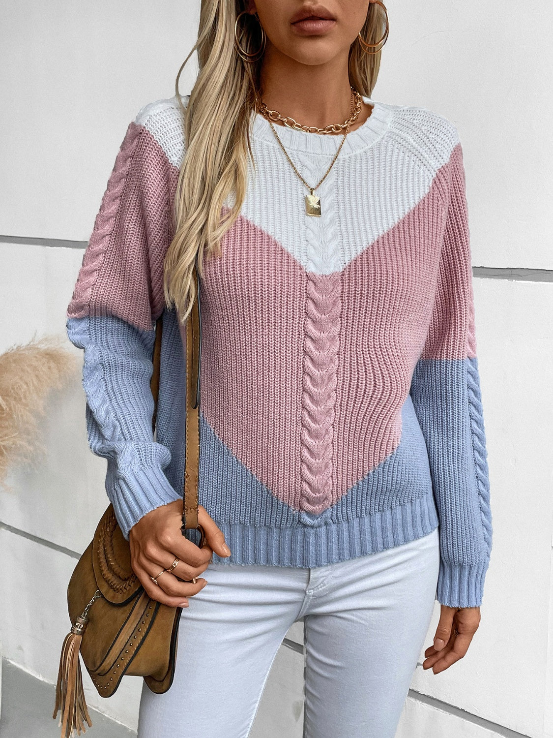 Color Block Round Neck Long Sleeve Sweater for Women - Soft Knit Pullover Winter Tops - Casual Office Wear & Holiday Outfits