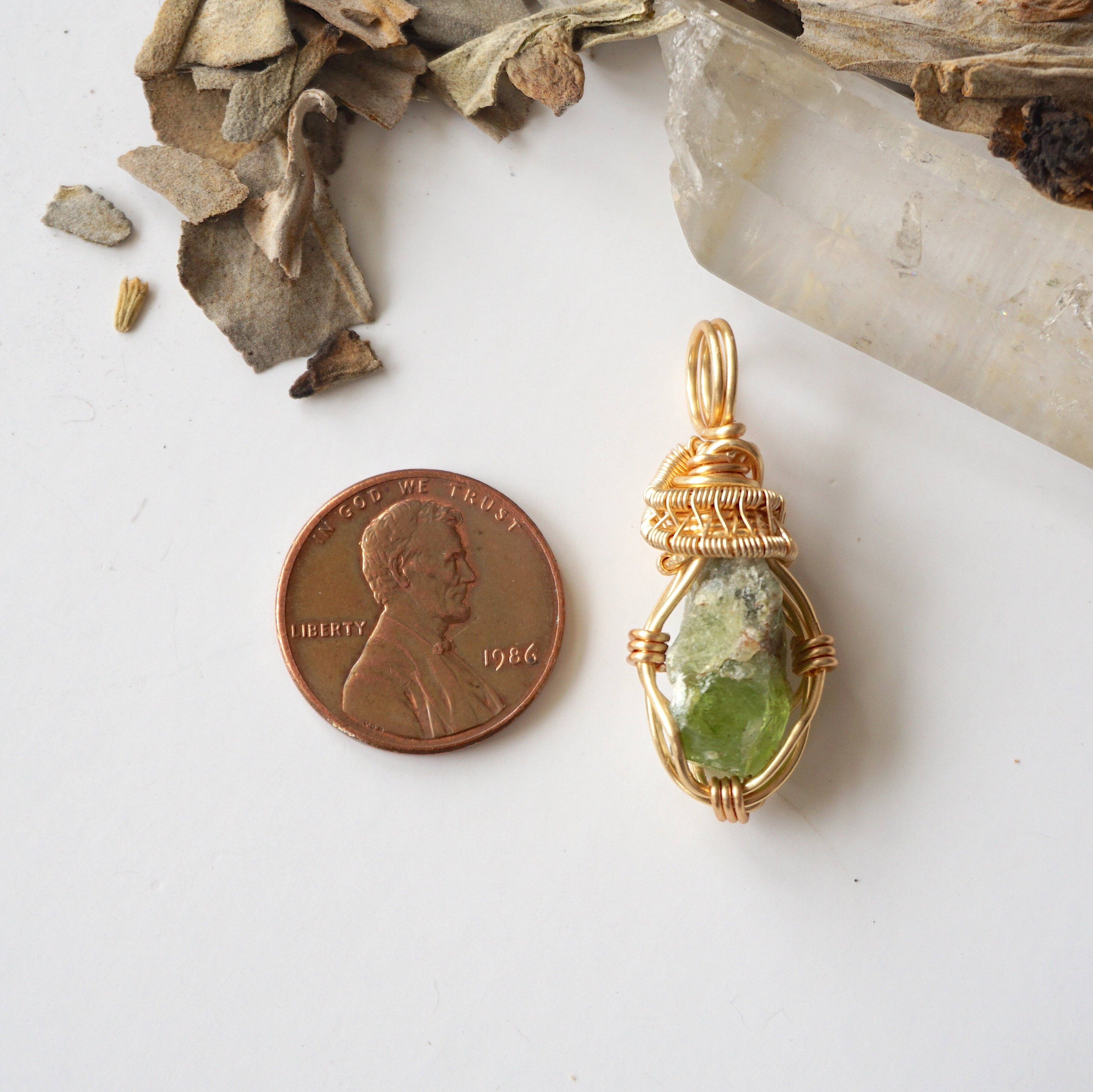 14k Gold Filled Raw Peridot Necklace - Dainty Gemstone Jewelry for Women, Perfect for Everyday Wear & Special Occasions